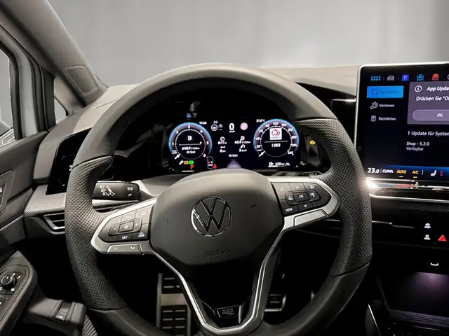 Volkswagen Golf view 9
