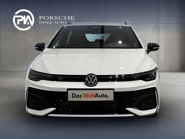 Volkswagen Golf view 2
