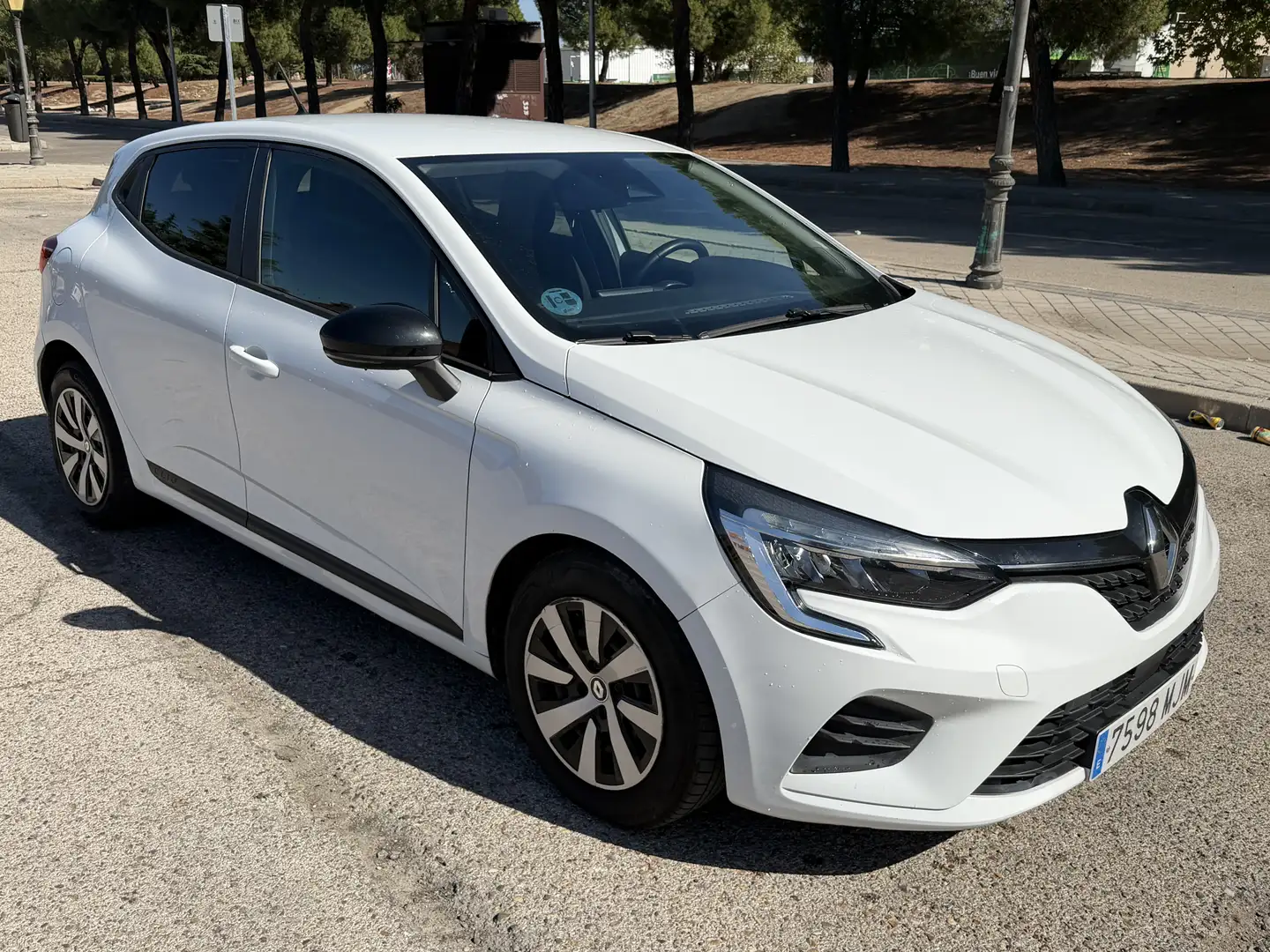 Renault Clio 1.5DCI Confort Dynamique iMusic 105 - 2