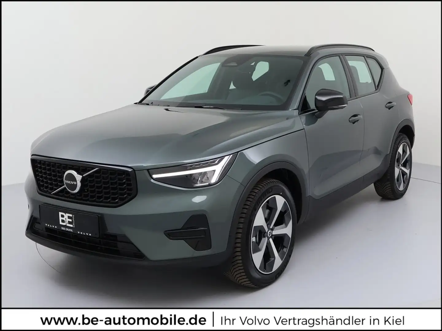 Volvo XC40 B3 Plus Dark 2WD W-LAN ACC FACEL. LED - 1