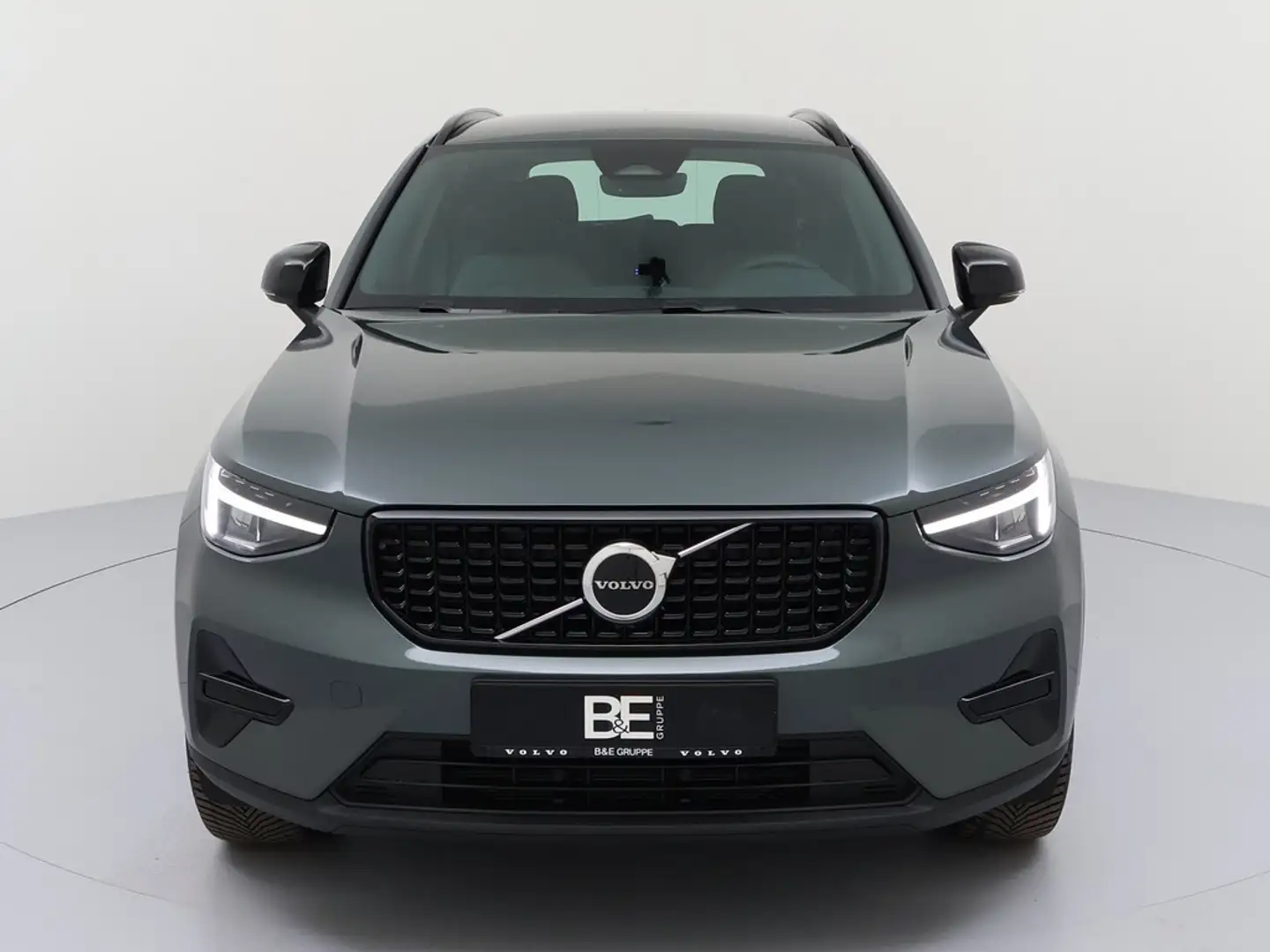 Volvo XC40 B3 Plus Dark 2WD W-LAN ACC FACEL. LED - 2