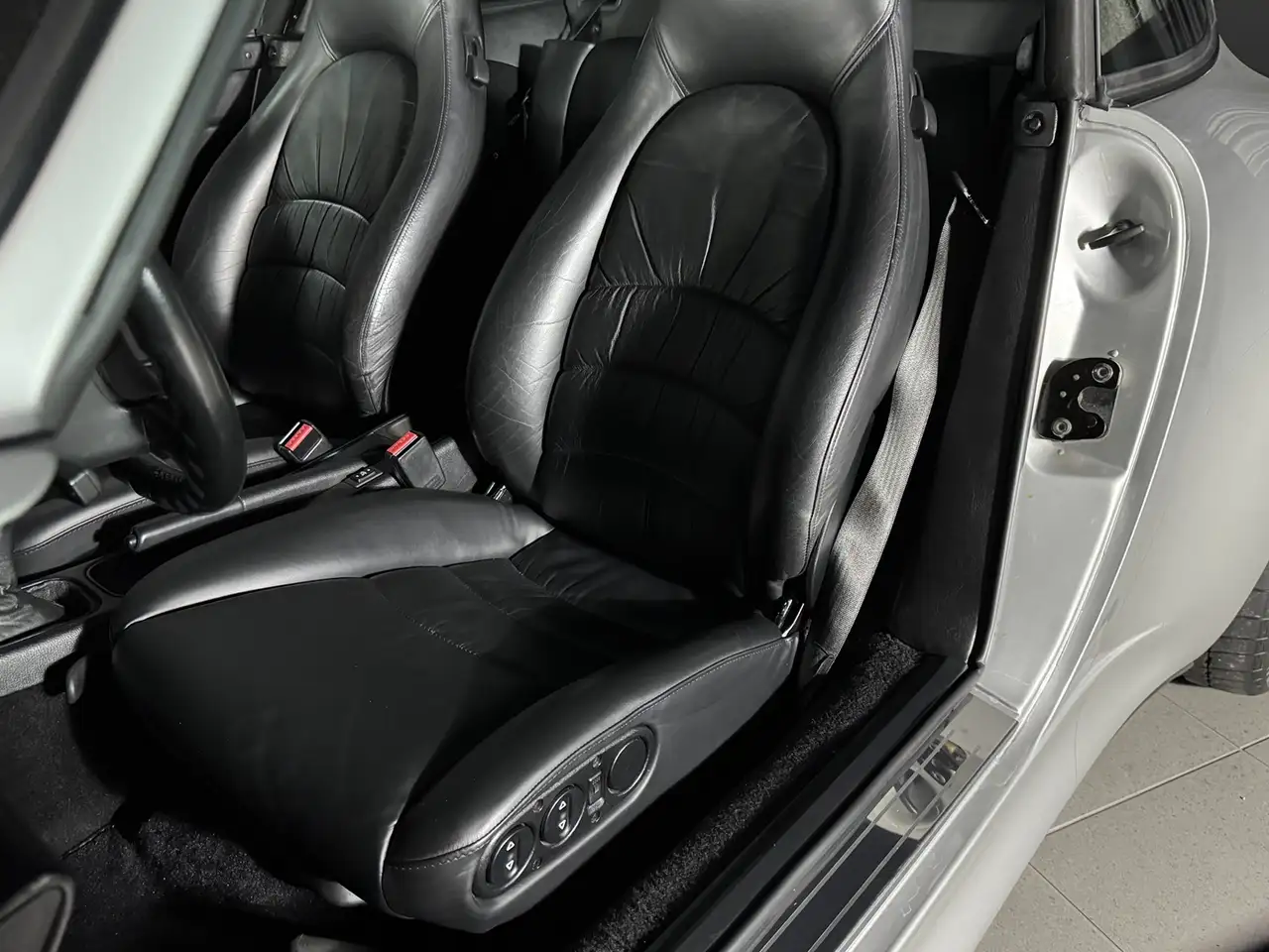 Porsche Targa (993) 285CH CARRERA BV6 4S, foto 10