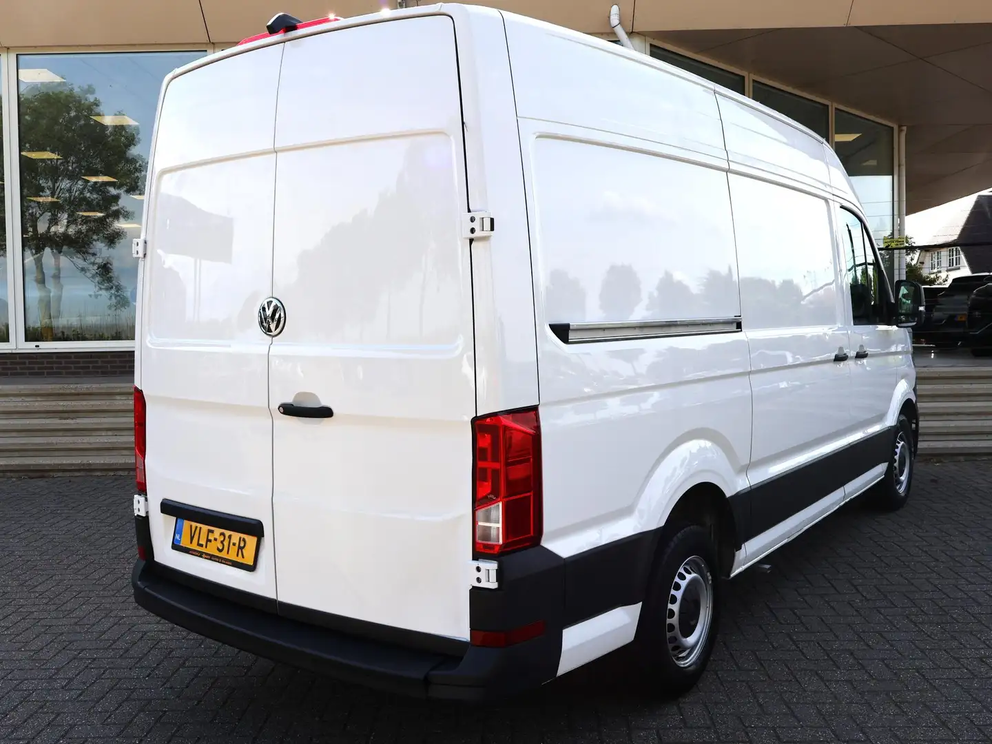 Volkswagen Crafter 2.0 TDI L3H3 + CARPLAY | CAMERA | CRUISE CONTROL Blanc - 2