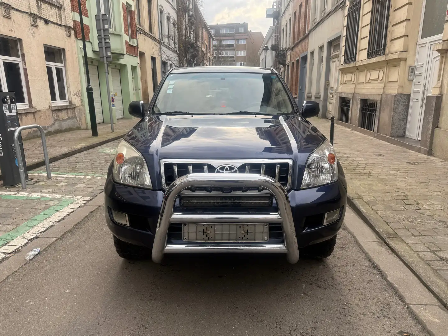 Toyota Land Cruiser 3.0 Turbo D-4D VIP Blue - 2