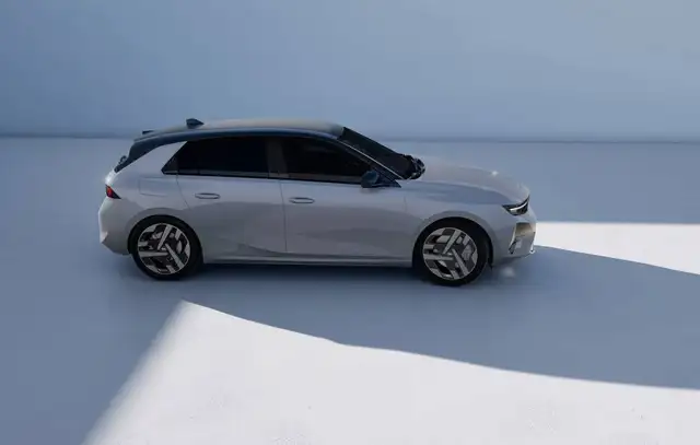 Opel Astra view 9