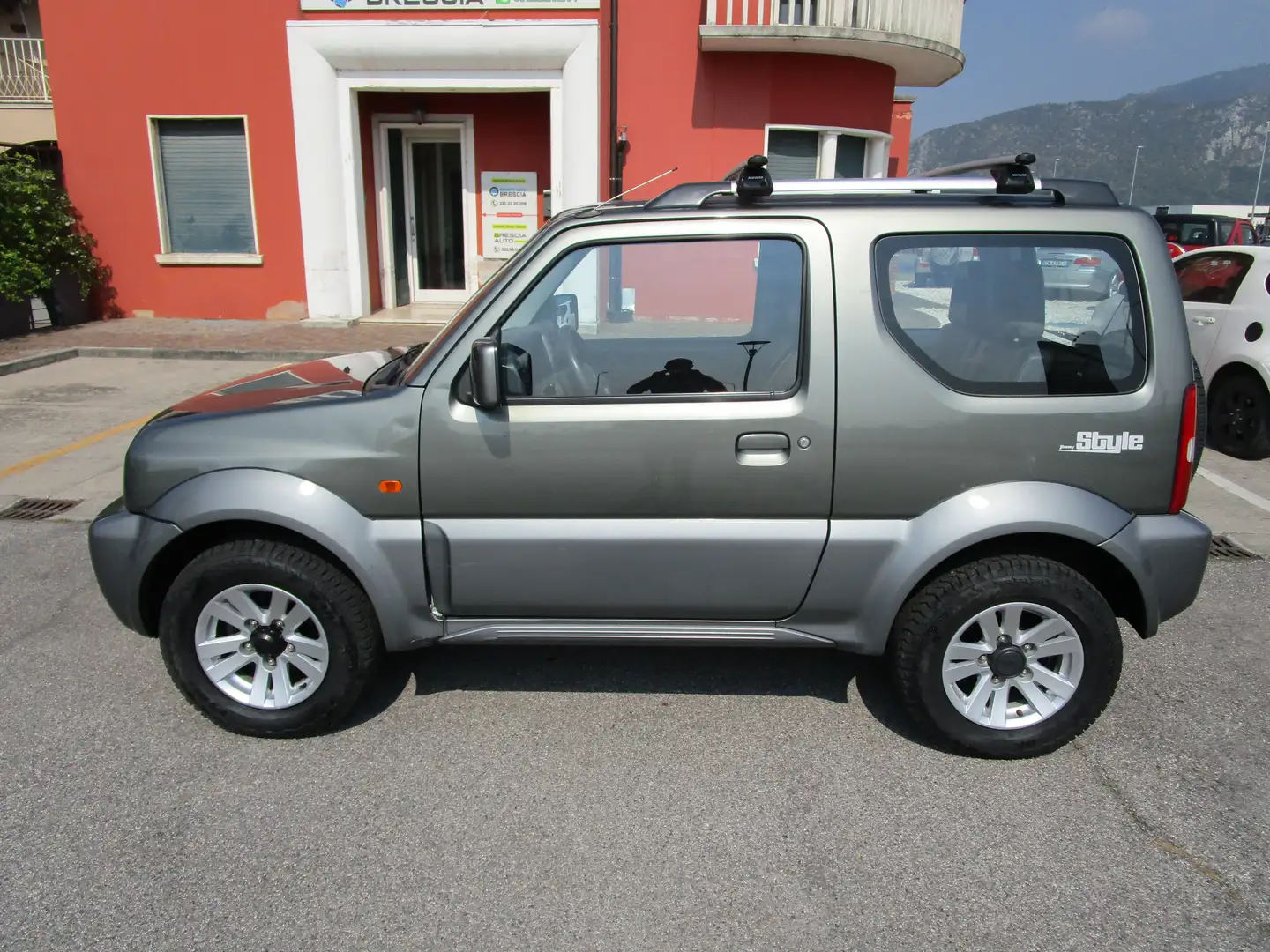 Suzuki Jimny Gancio Traino Clima Portapac Neopat Grigio - 1