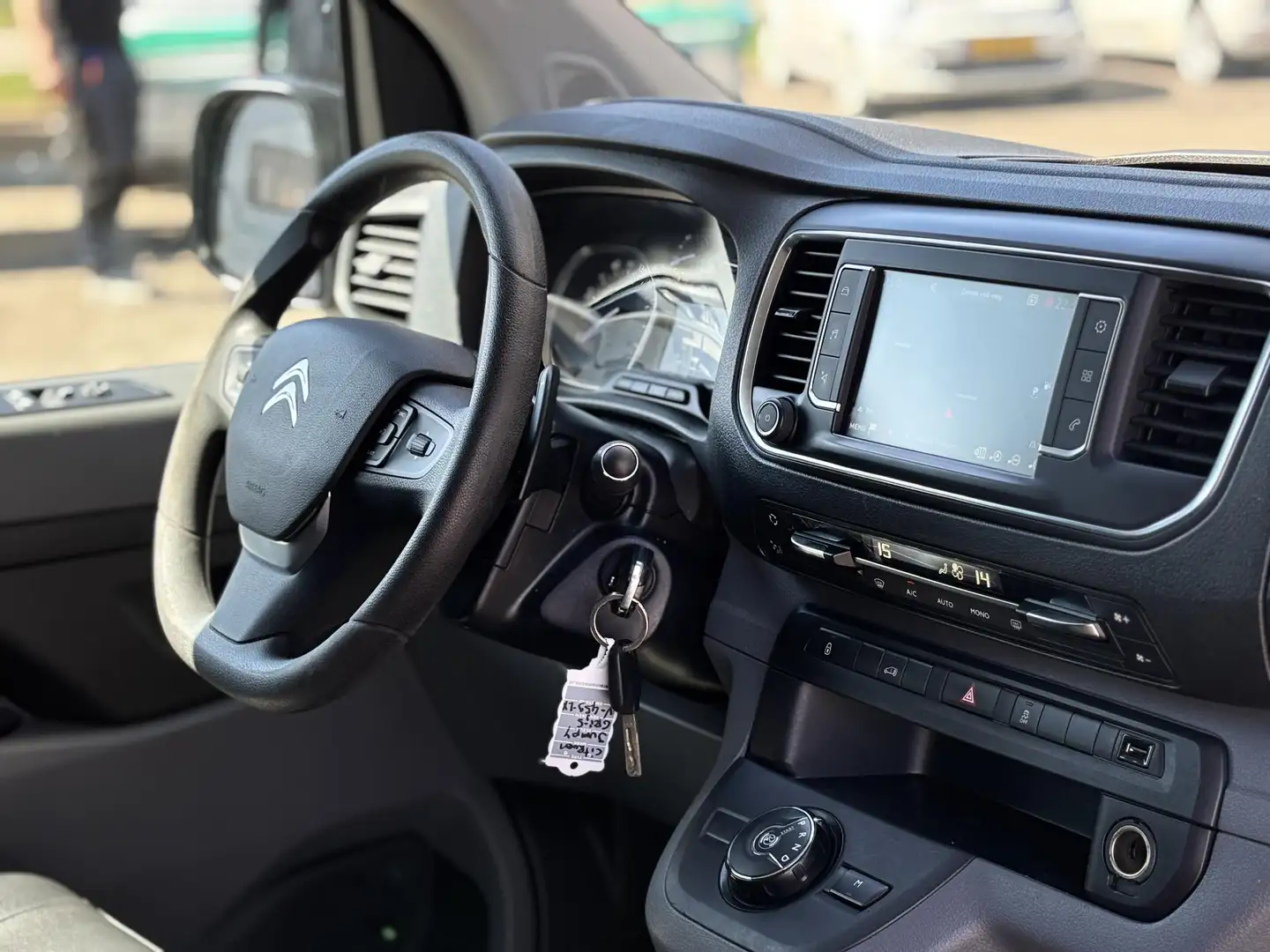 Citroen Jumpy 2.0 BlueHDI 180 Business M S&S I Automaat I Apple- Zwart - 2