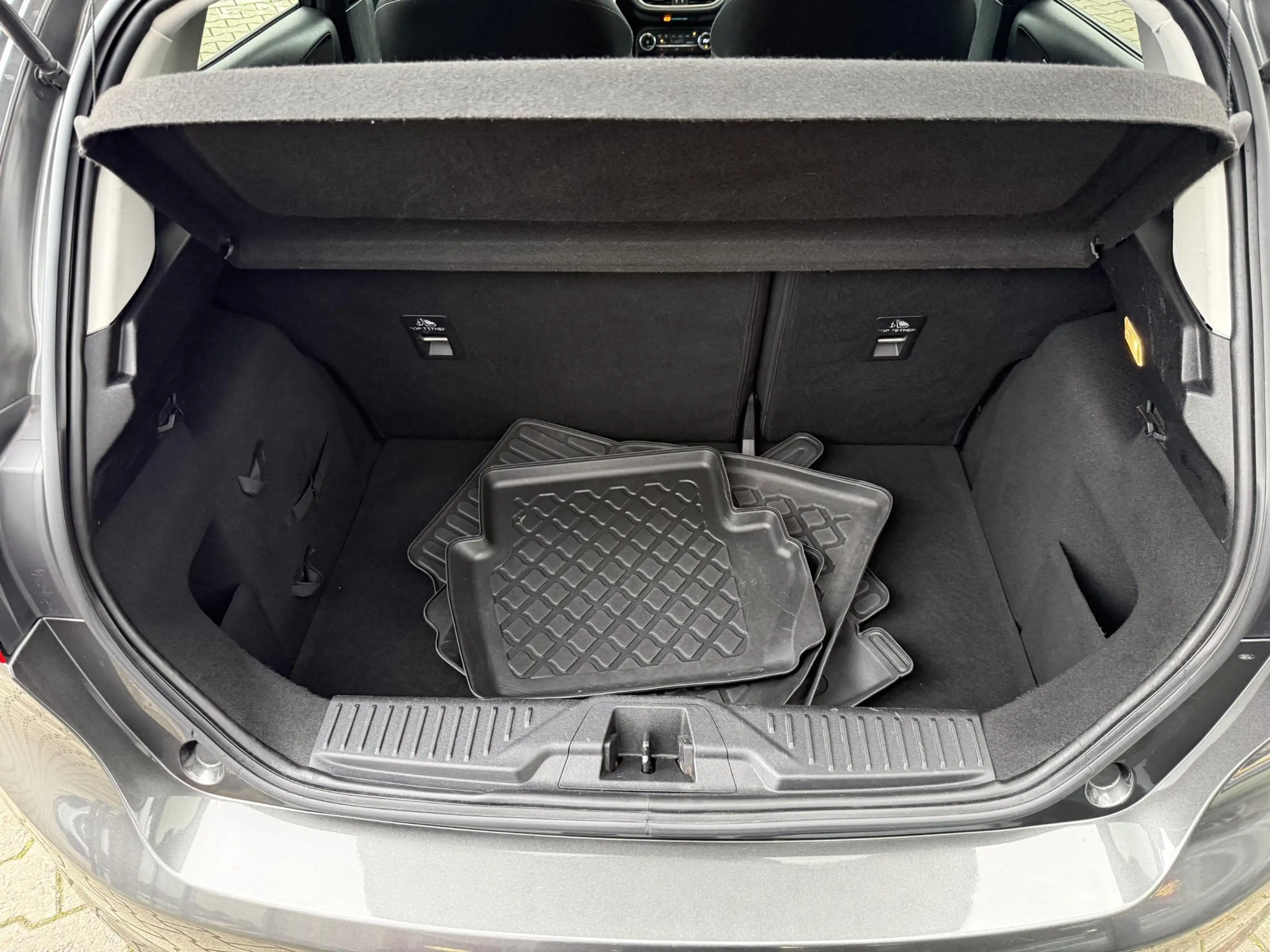Ford Fiesta 1.0 EcoBoost Titanium *Winterpack & ACC* — photo 9