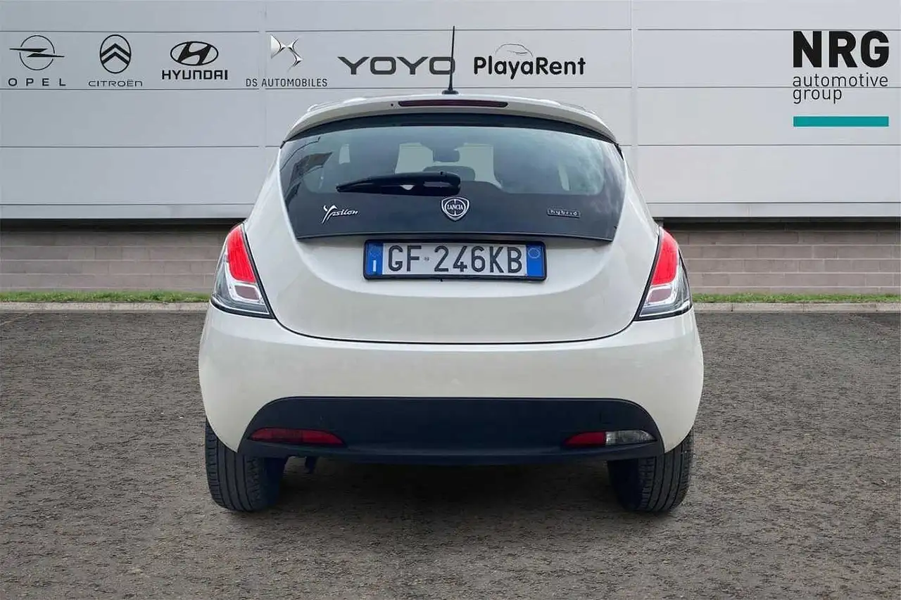 Lancia Ypsilon 2021 — фото 6