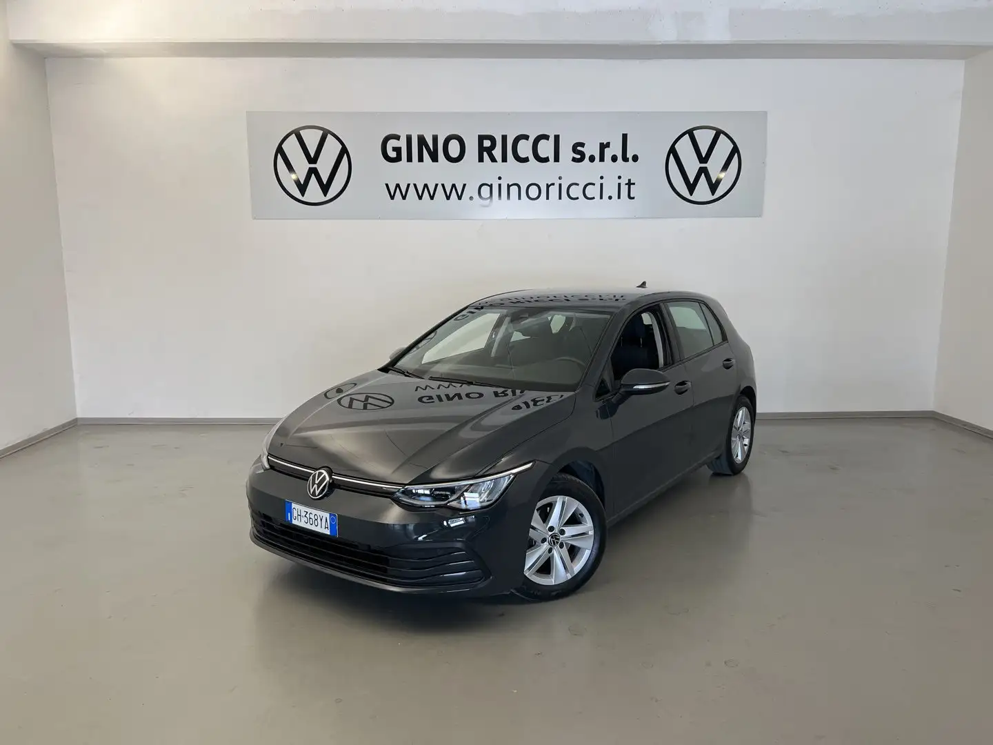 Volkswagen Golf 1.0 eTSI EVO DSG Life Grigio - 1