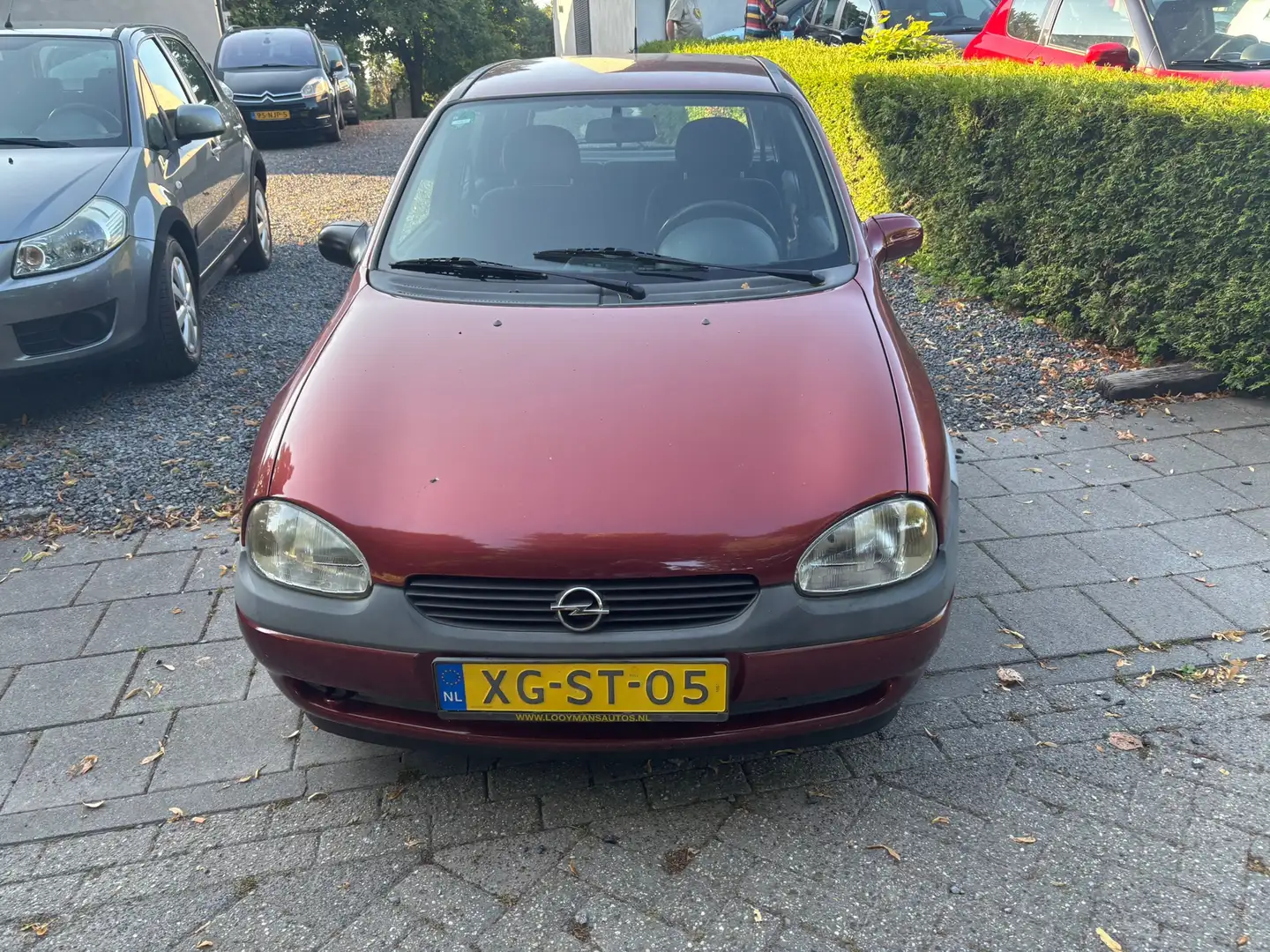 Opel Corsa 1.4i-16V Strada 5 DEURS Rood - 2