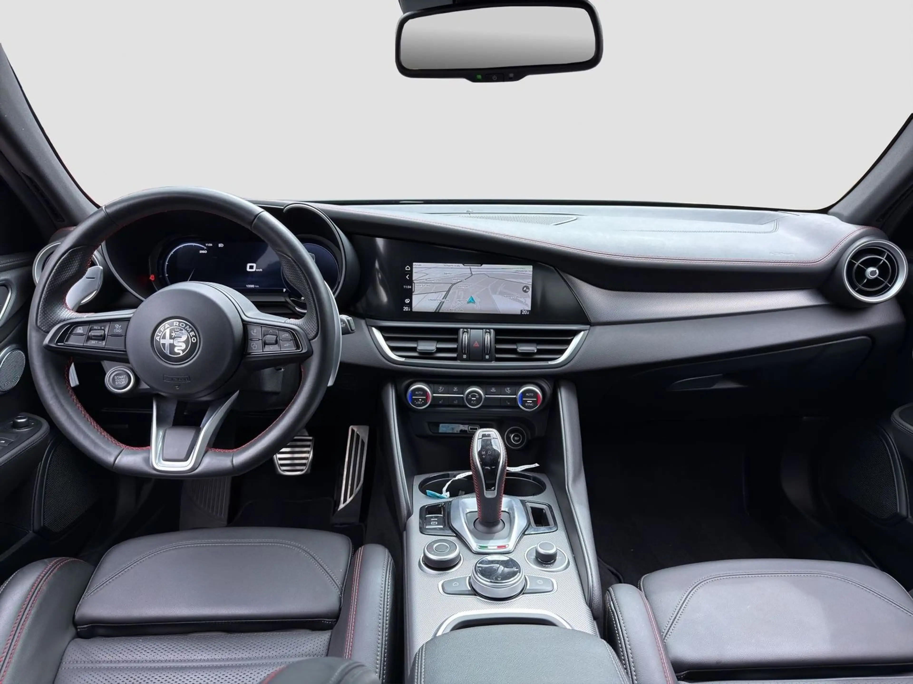 Alfa Romeo Giulia Competizione Q4 Navi ACC Matrix-LED R-Cam — photo 11