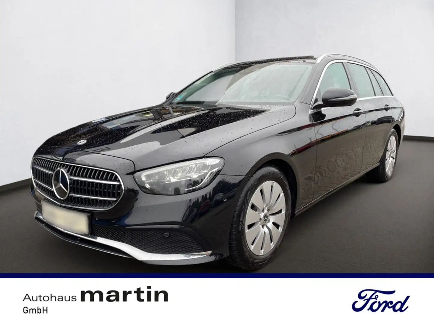 Mercedes-Benz E 220 T d Avantgarde KAMERA NAVI STANDHZ LED Schwarz - 1