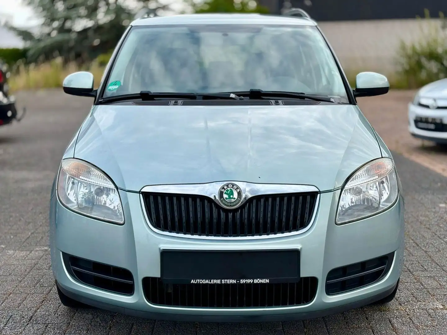 Skoda Fabia Combi 1.2 HTP "Style Edition" Groen - 2