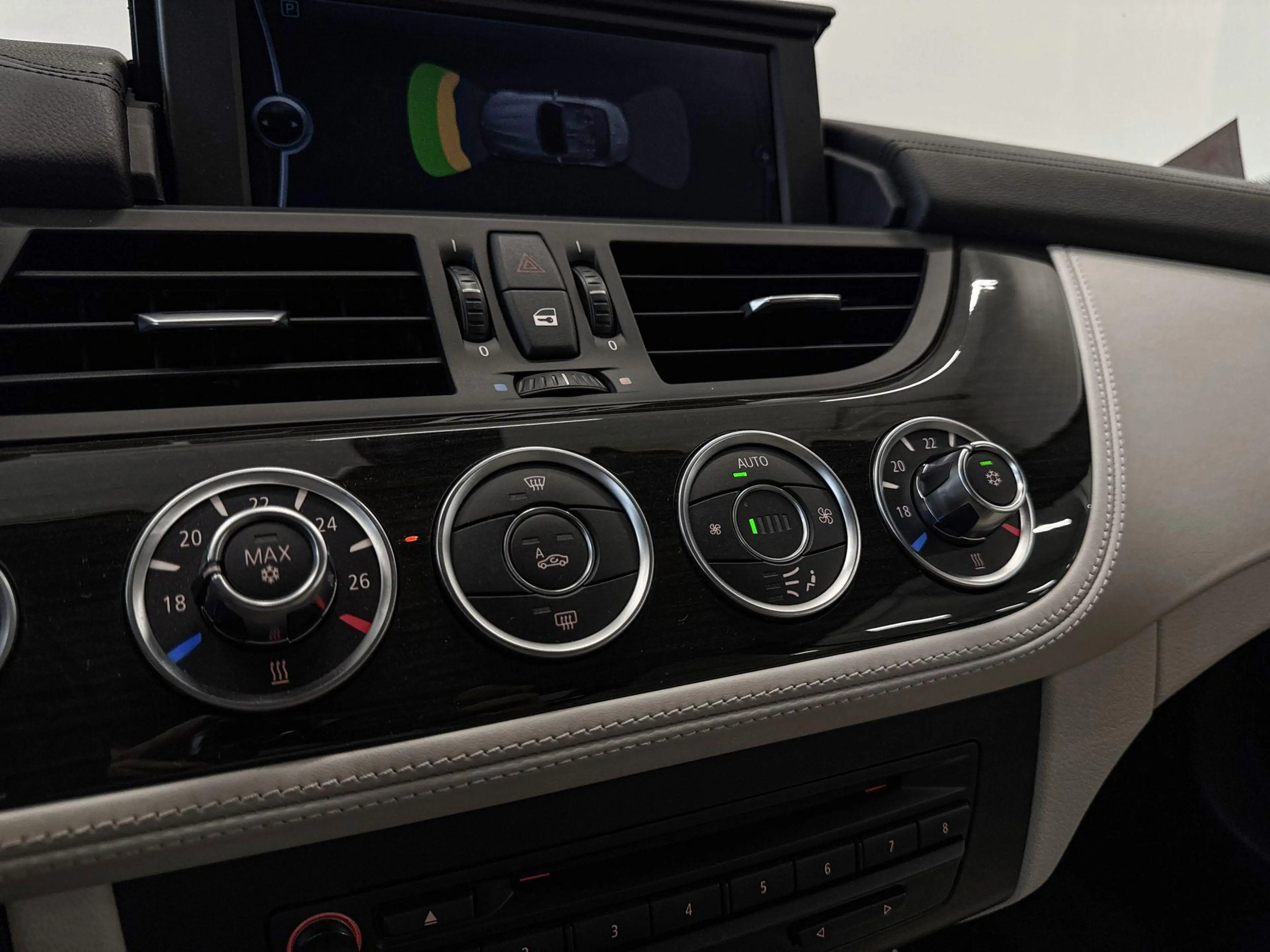 BMW Z4 sDrive35i Introduction — photo 14