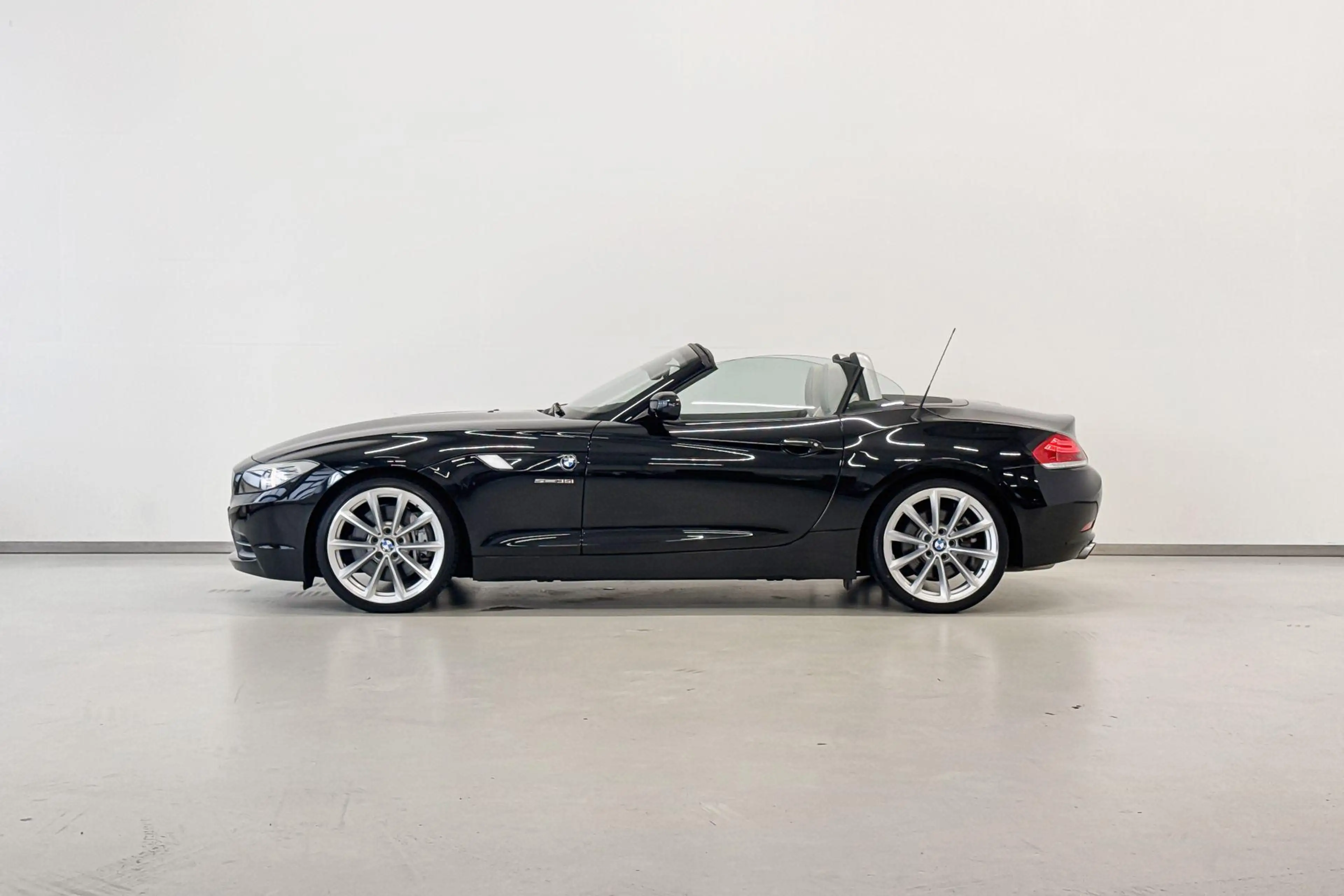 BMW Z4 sDrive35i Introduction — photo 3
