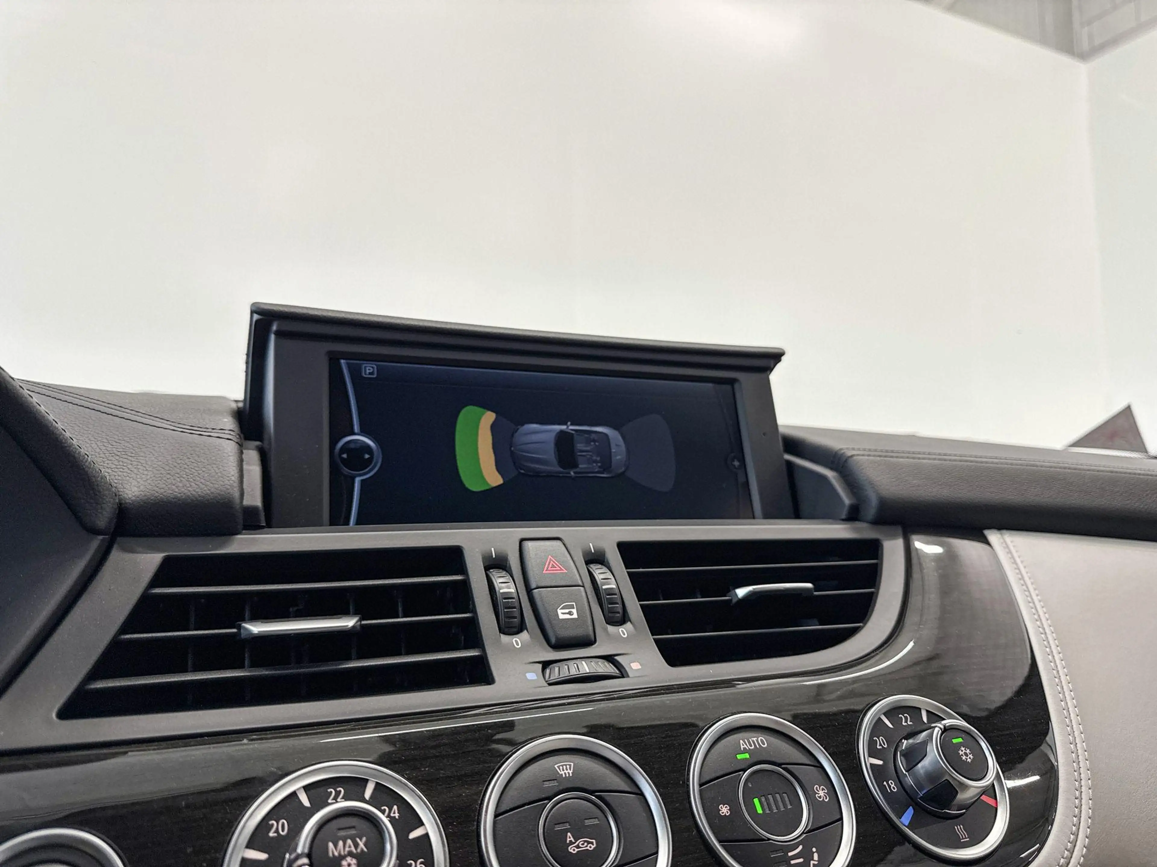 BMW Z4 sDrive35i Introduction — photo 12