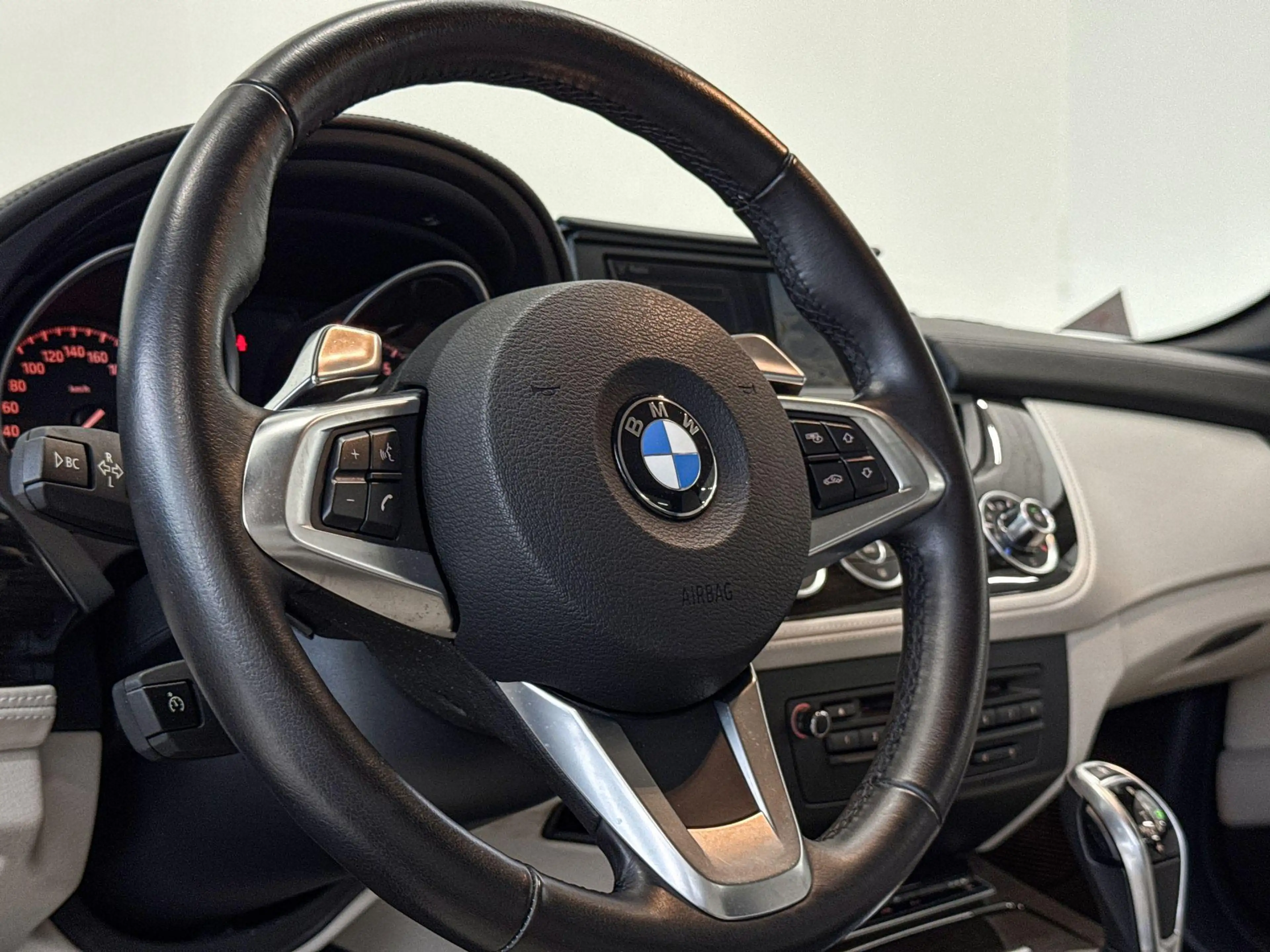 BMW Z4 sDrive35i Introduction — photo 10