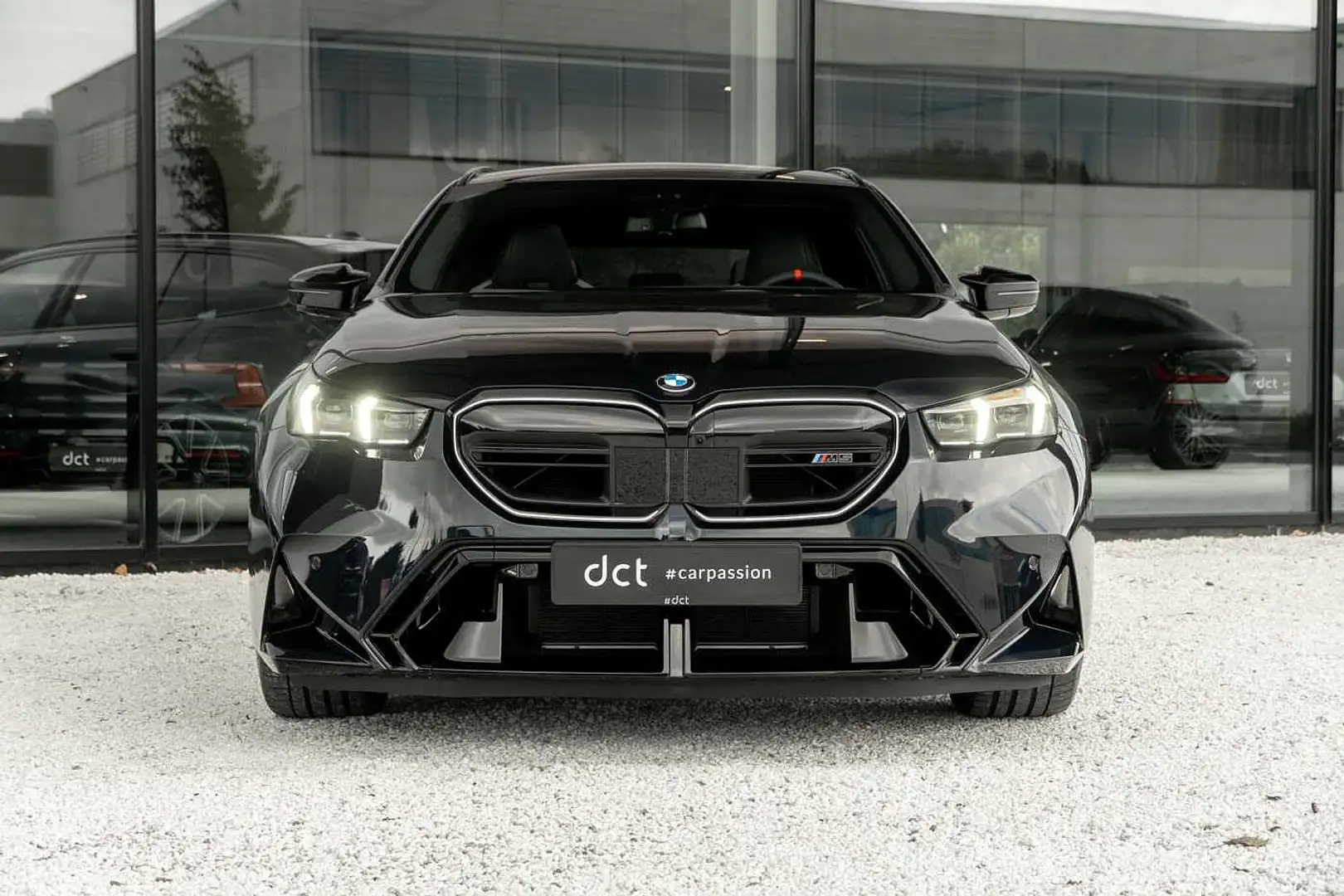 BMW M5 TOURING 4.4 V8 Hybrid 41Co2 B&W  Ventilation Pano Noir - 2