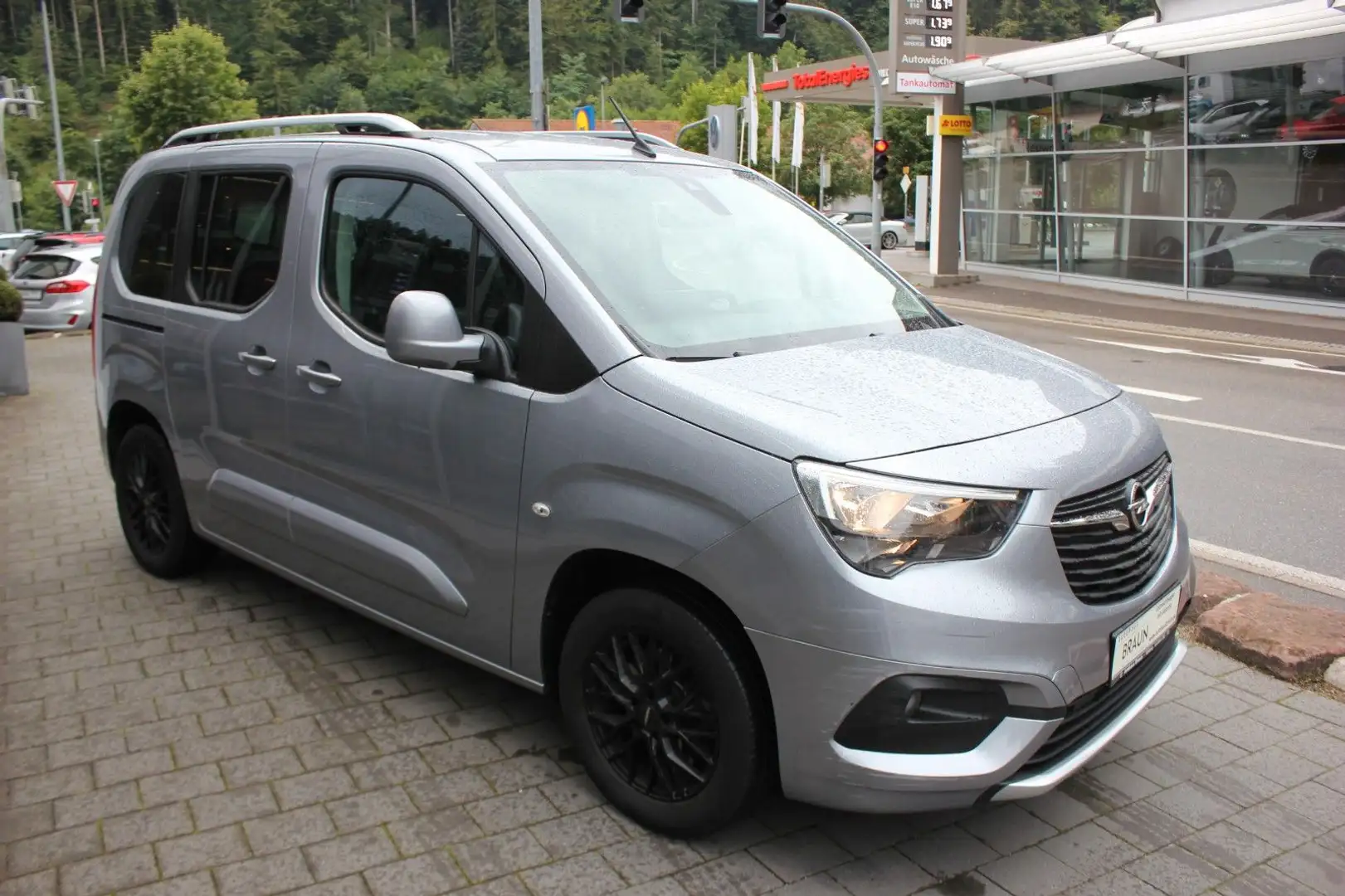 Opel Combo Life E Innovation 1.5 D Automatik Navi Grau - 2