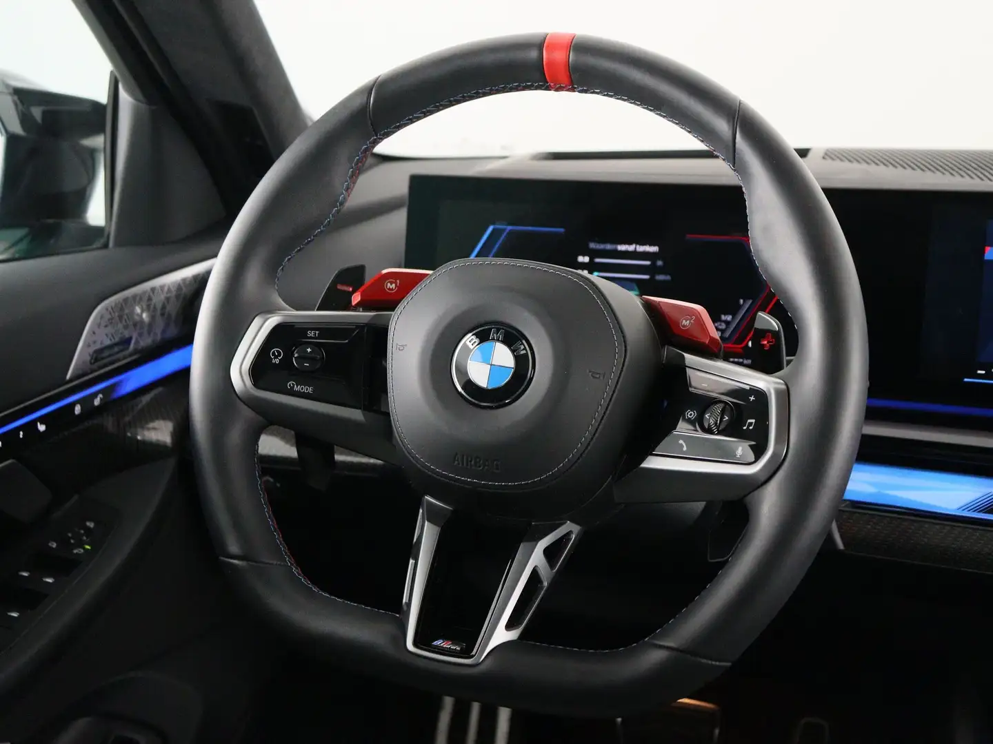 BMW M5 Sedan Vert - 2