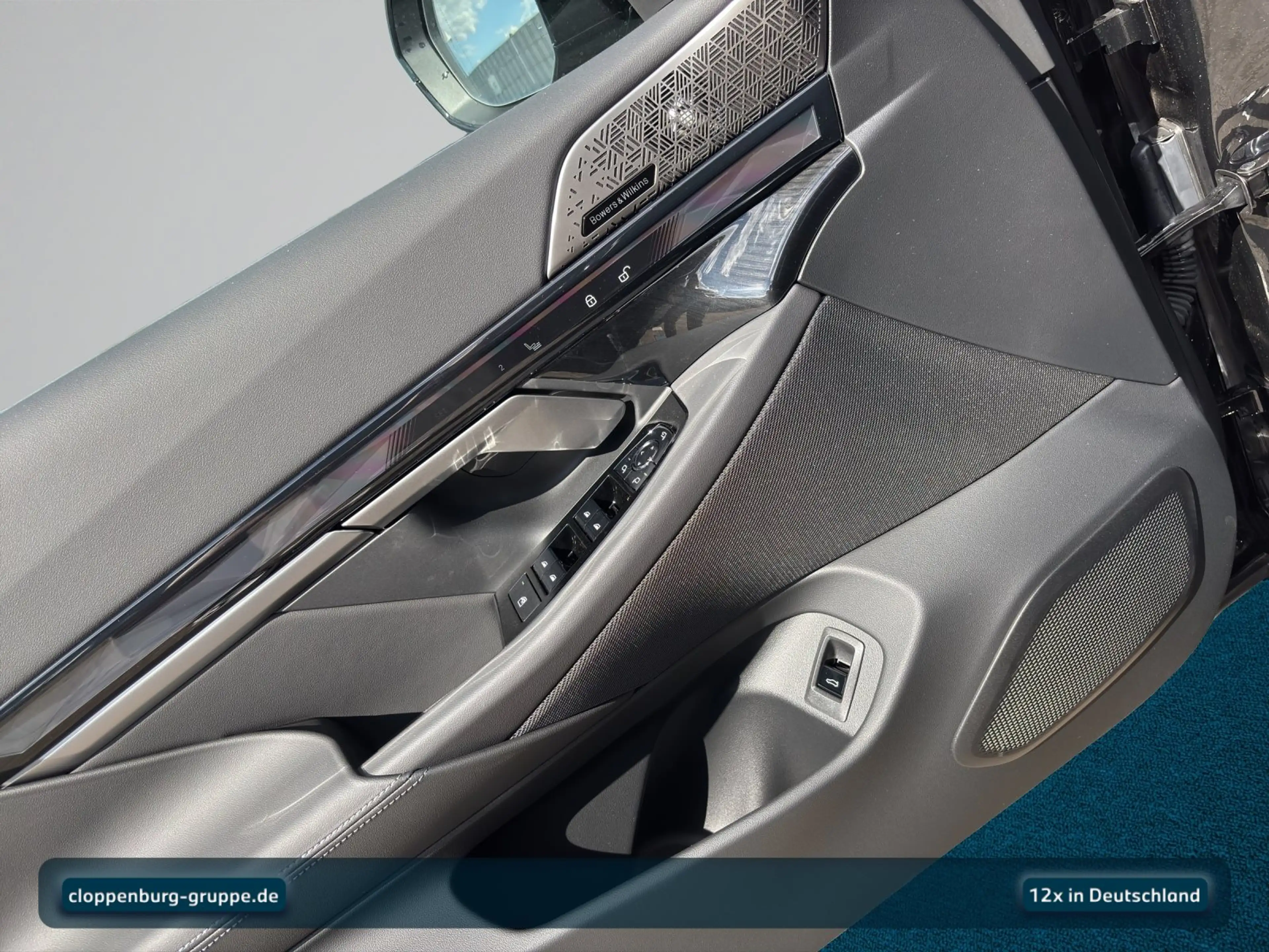 BMW 550 e xDrive Touring M Sportpaket Pro — photo 12