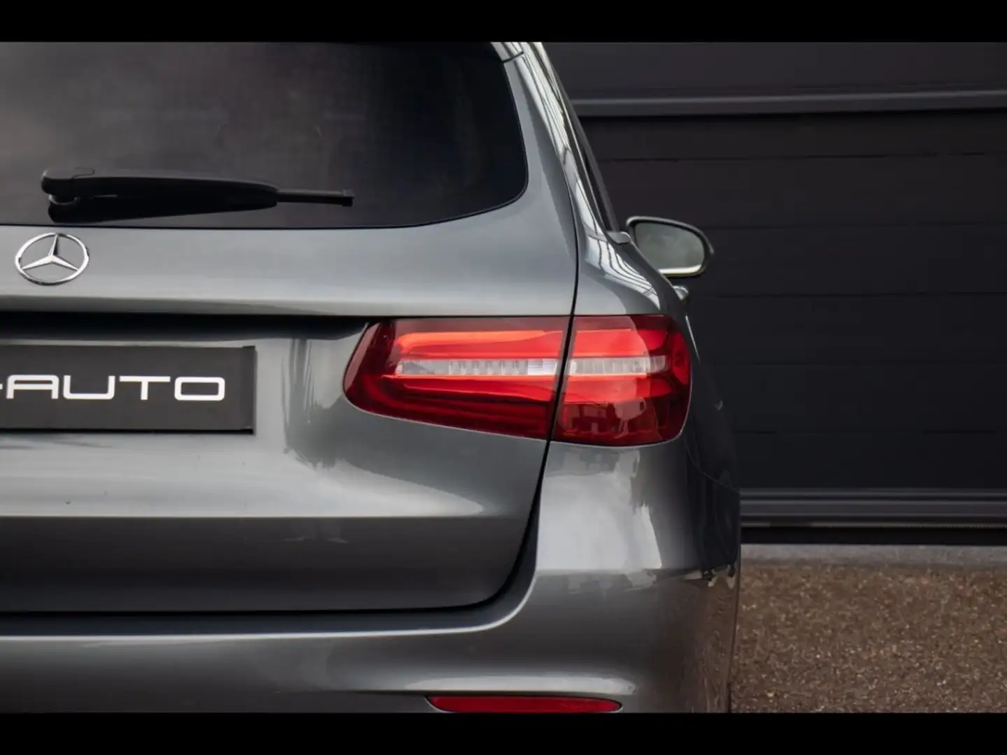 Mercedes-Benz GLC 350 350d 4Matic AMG Line - 1ère main ! Gris - 2