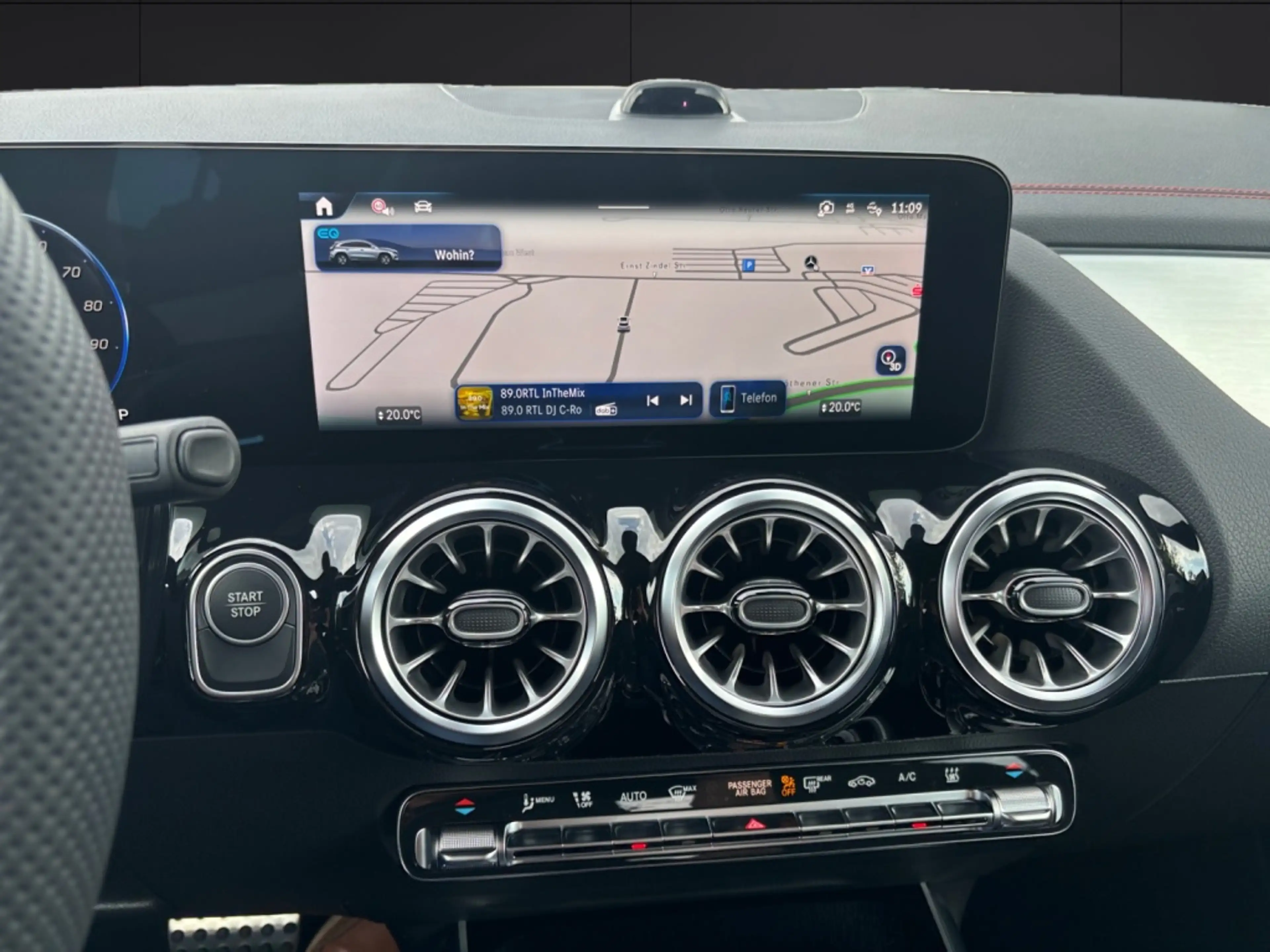 Mercedes-Benz EQA 250 + AMG*AHV*Soundsystem — photo 10