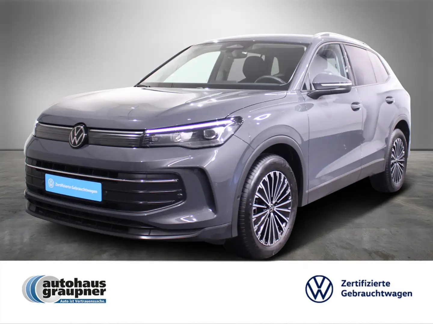 Volkswagen Tiguan 2.0 TDI DSG Life SHZ NAVI AHK ACC LED Grijs - 1