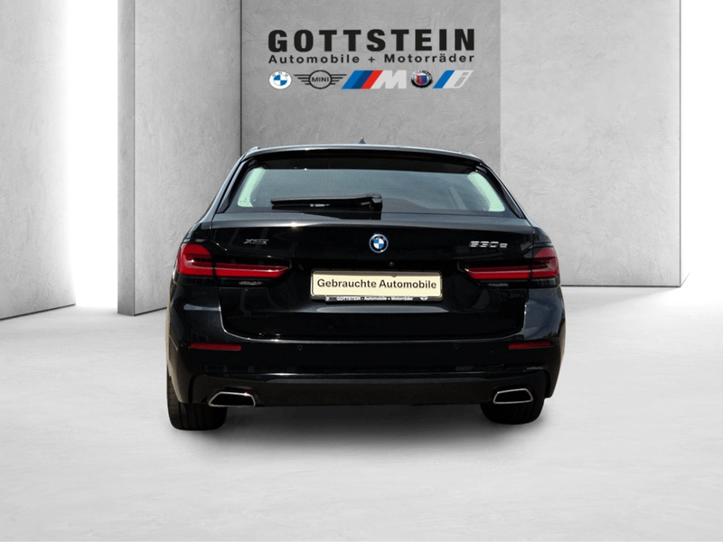 BMW 530 e xDrive Touring — photo 13