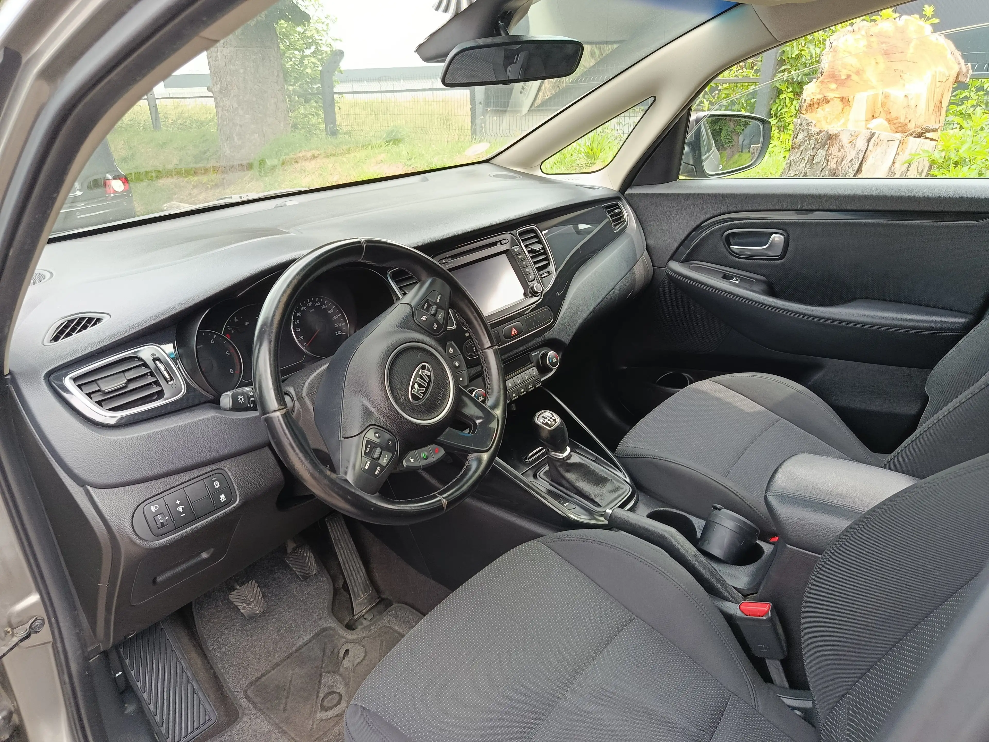 Kia Carens 1.7 CRDI World Edition ISG — photo 8