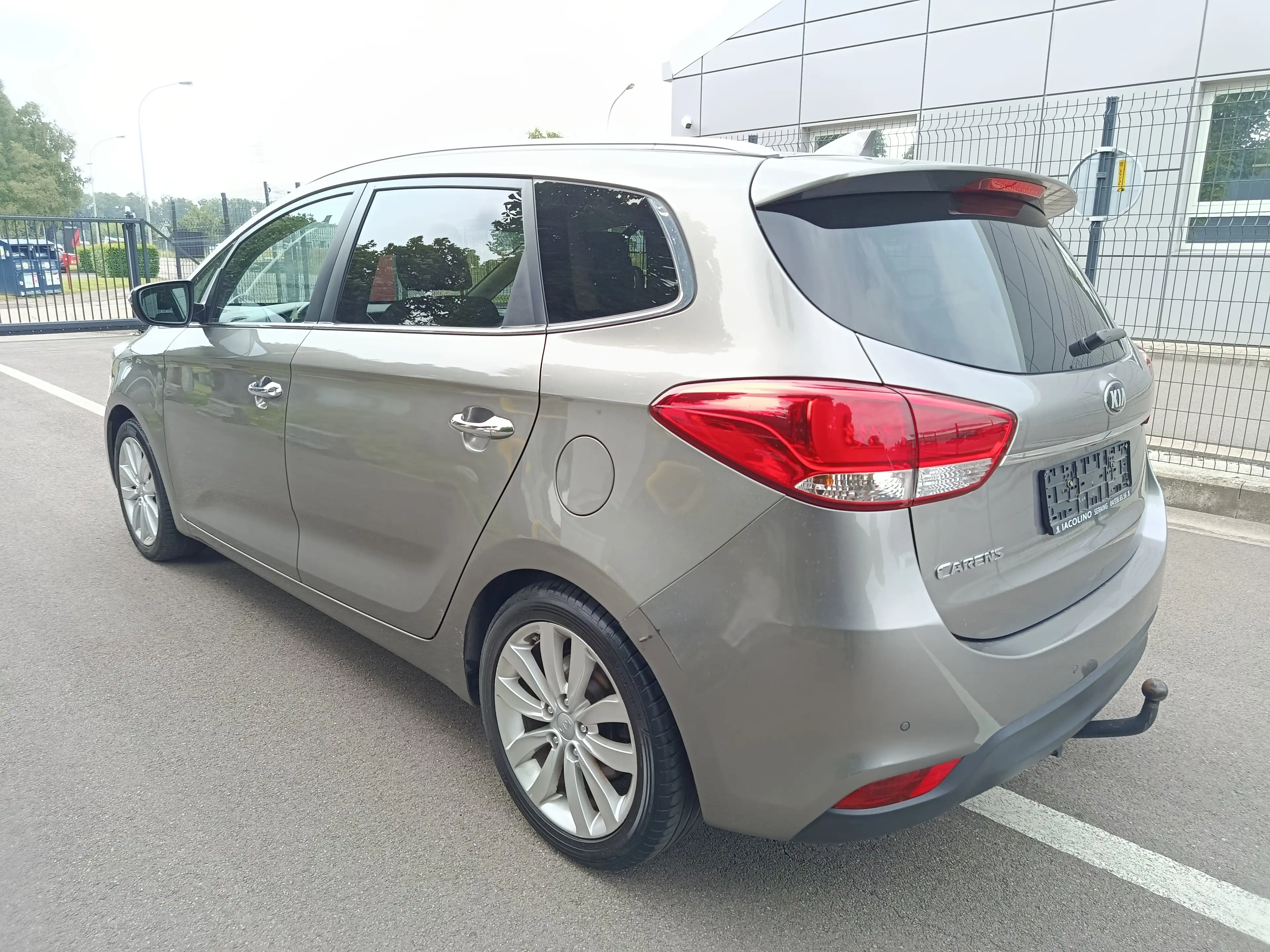 Kia Carens 1.7 CRDI World Edition ISG — photo 4