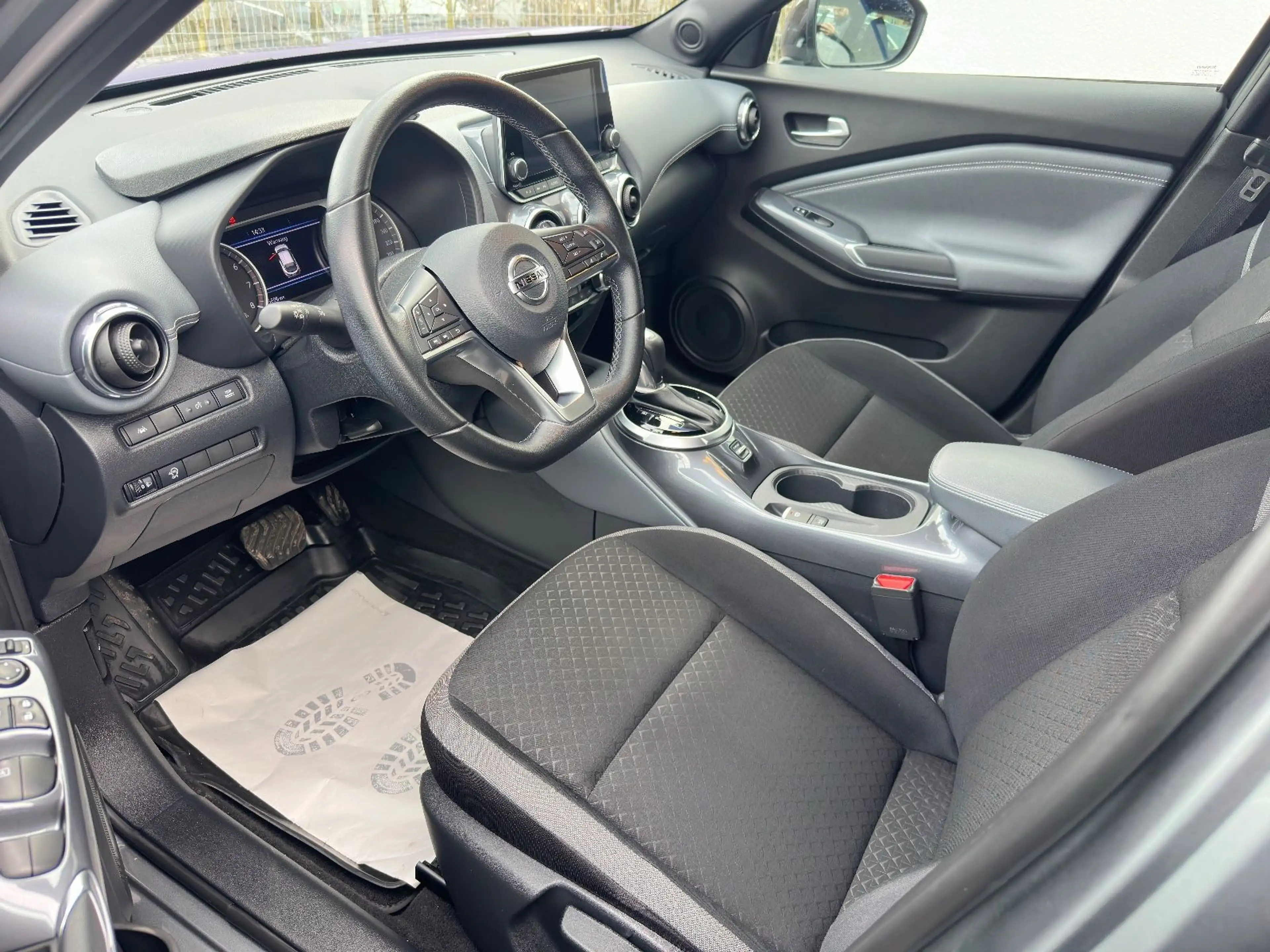 Nissan Juke Enigma *2HD/Keyless/Navi/Lückenlos/LED* — photo 9