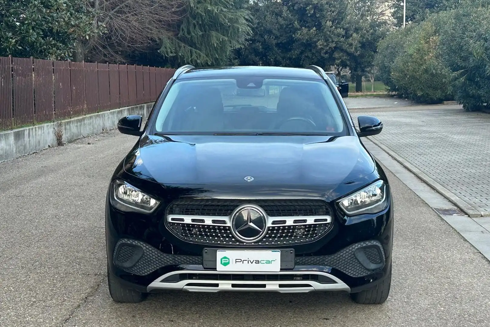 Mercedes-Benz GLA 200 GLA 200 d Automatic Business Schwarz - 2