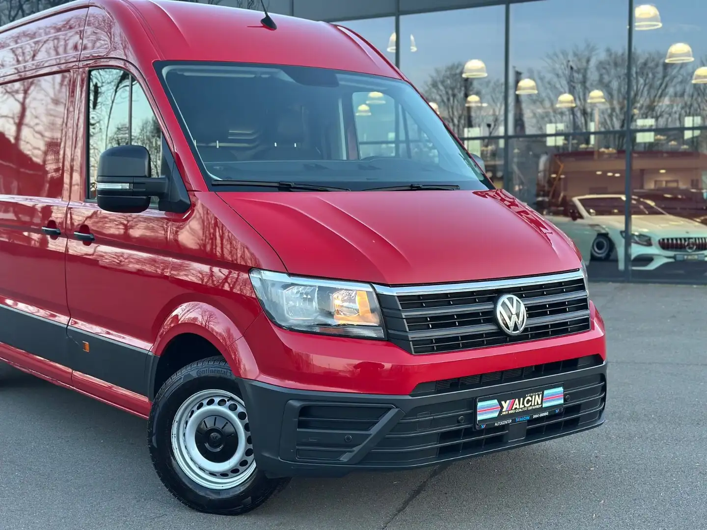 Volkswagen Crafter 35 Kasten 2.0 TDI MR FWD 1.HA/NAV/R-CAM Rouge - 2