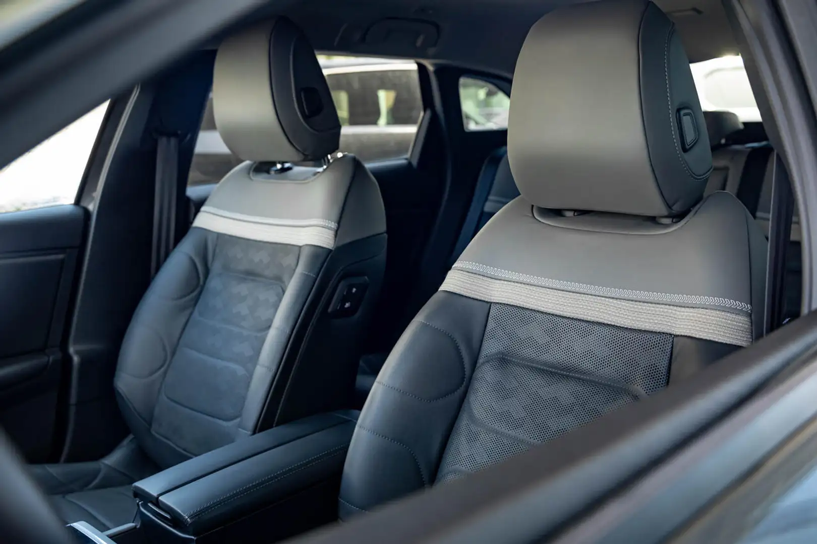 Citroen C5 X Plug-in Hybrid 225pk | Shine Pack | Massagge | ... Azul - 2