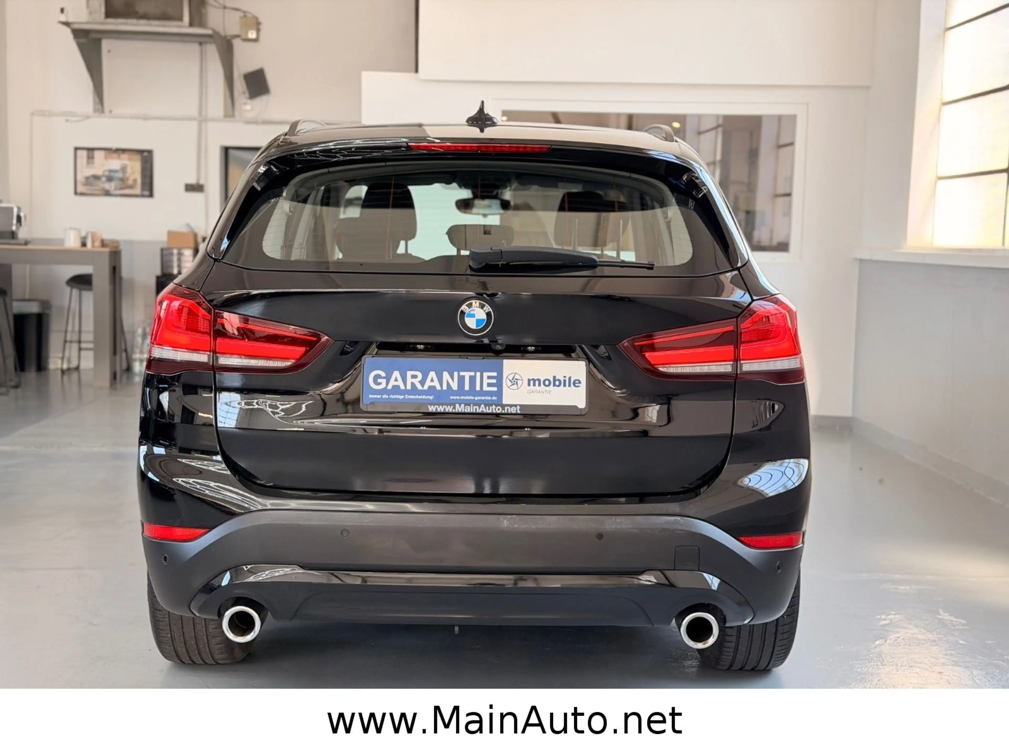 BMW X1 sDrive 18d Aut/NAVI+/CAM/AHK/HeadUp/HiFi/SPUR — photo 5
