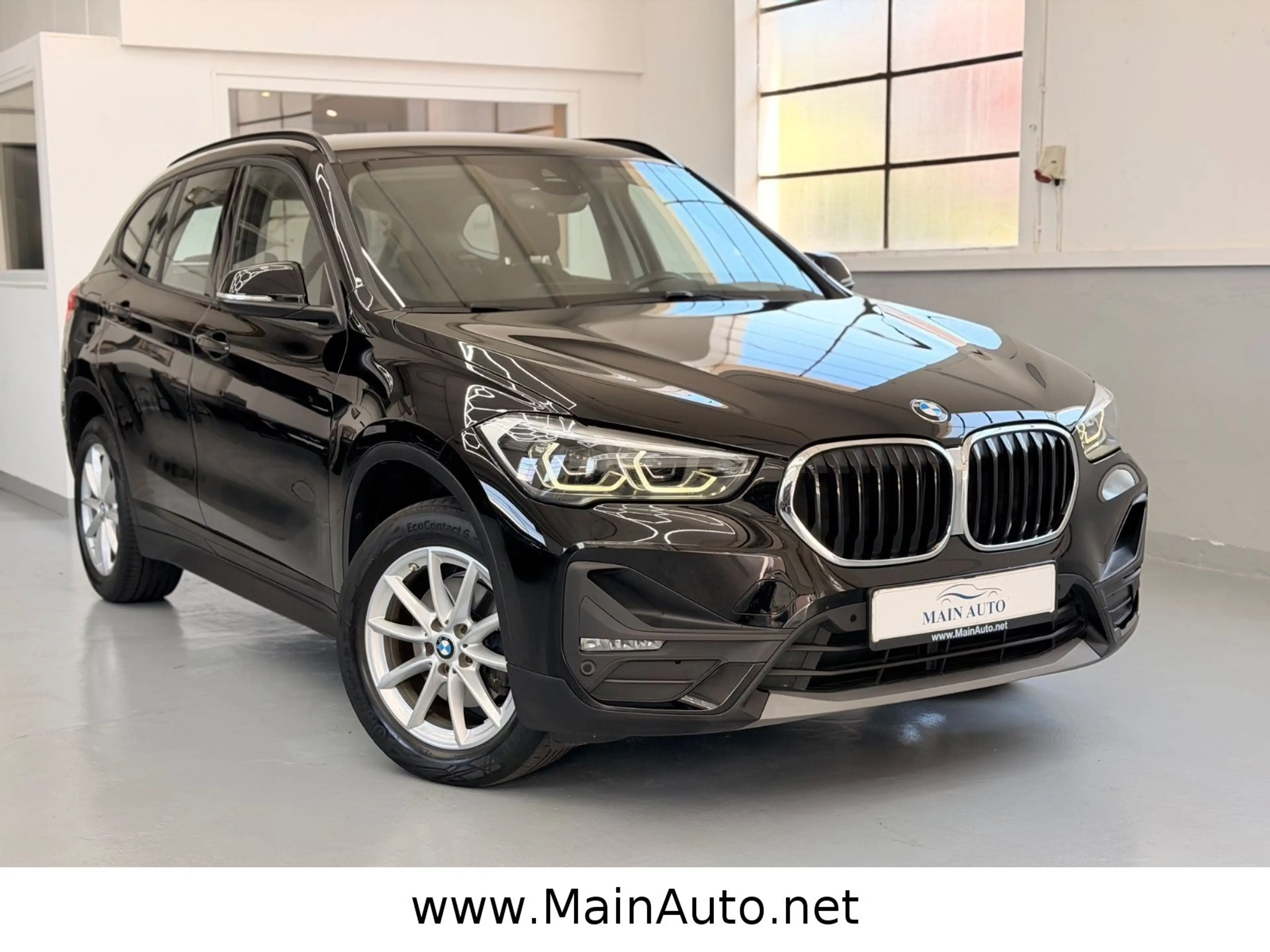 BMW X1 sDrive 18d Aut/NAVI+/CAM/AHK/HeadUp/HiFi/SPUR — photo 8
