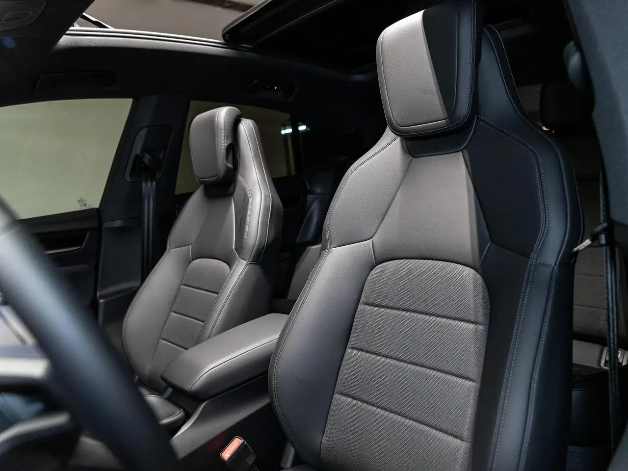 Porsche Macan 2026 — фото 15