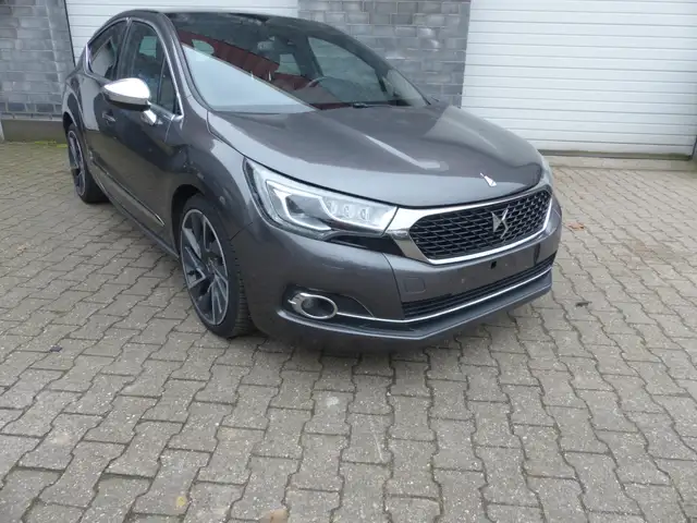 DS Automobiles DS 4 Basis