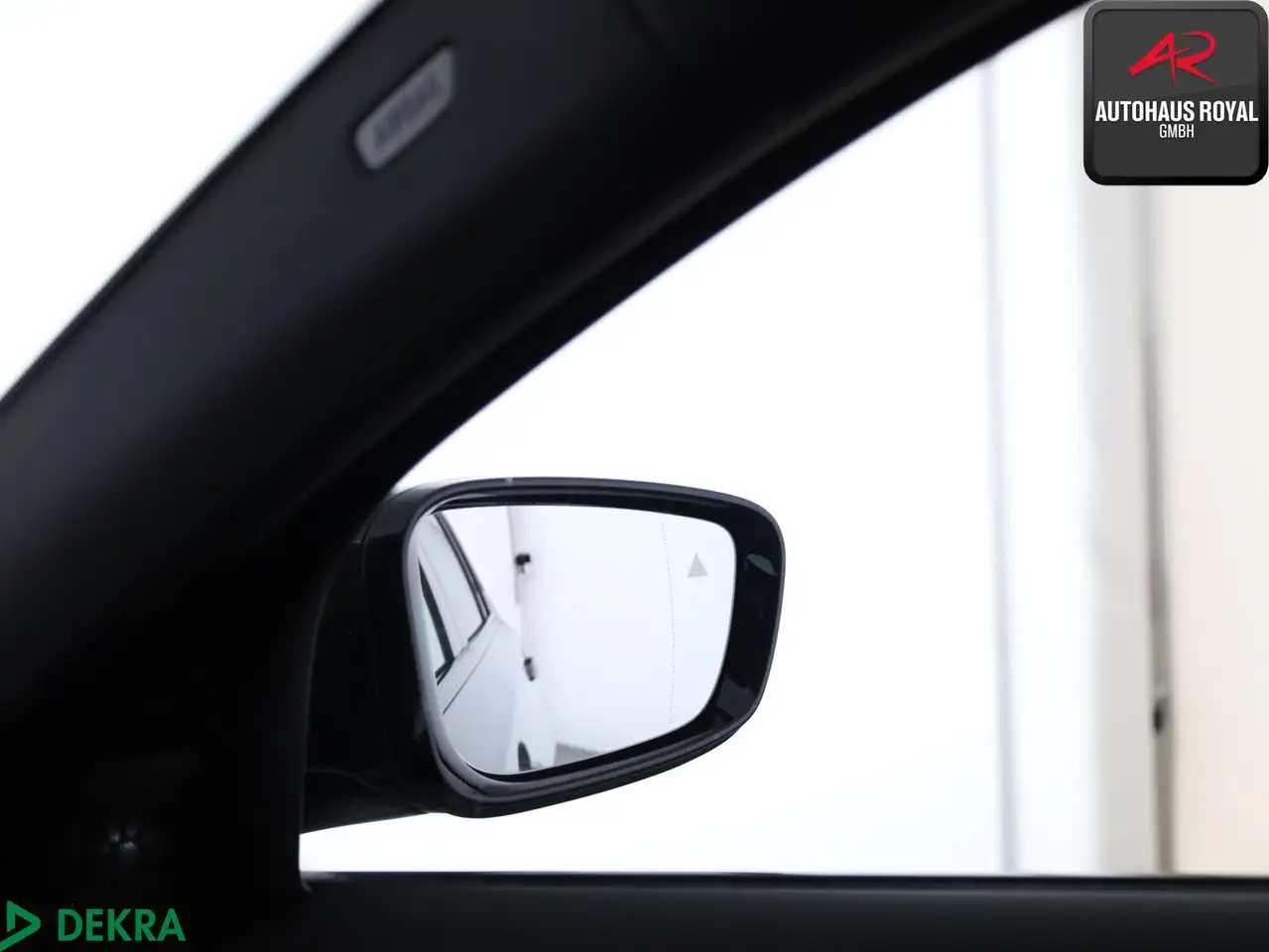 BMW 330 e T xDrive M SPORT PANO,HARMAN/K,HUD,KAMERA, миниатюра 23