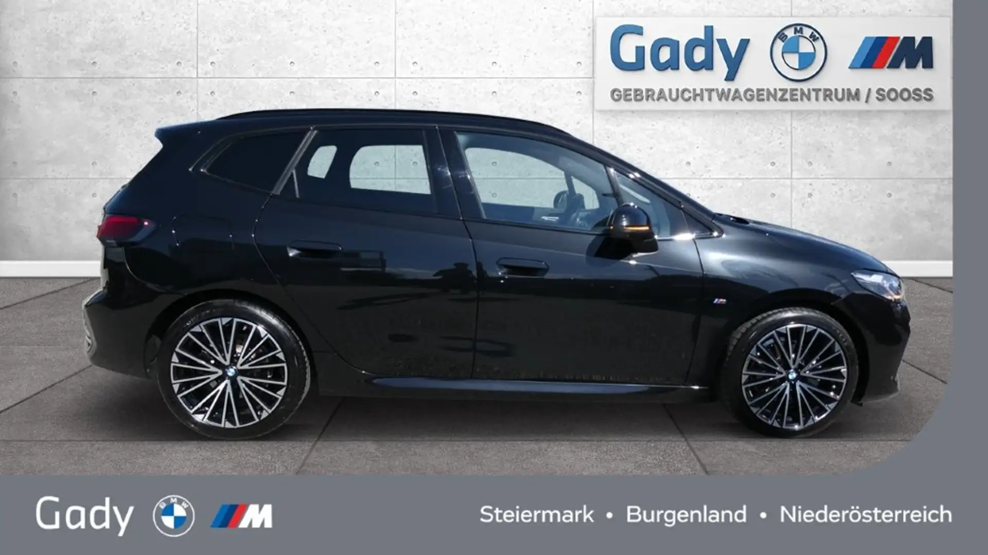 BMW 220 i Schwarz - 2