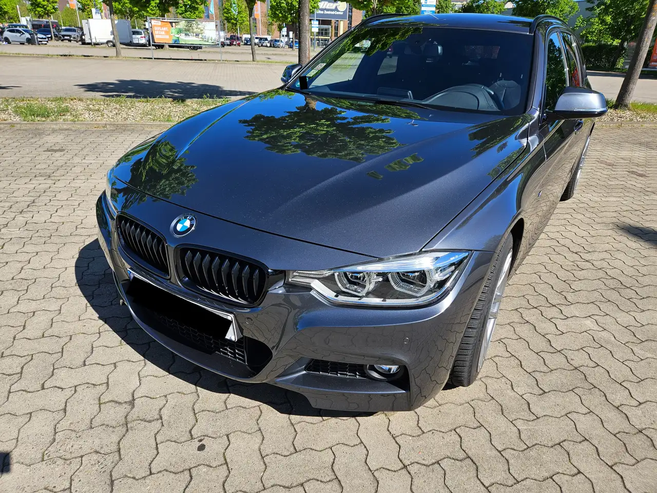BMW 320