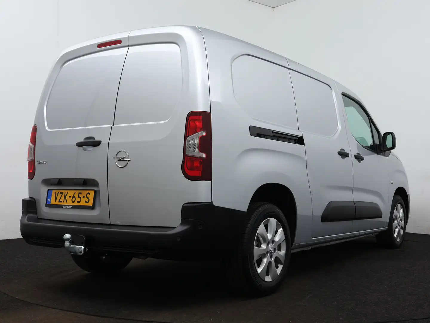 Opel Combo 1.5D L2H1 131pk Standaard | Parkeersensoren V + A Grijs - 2