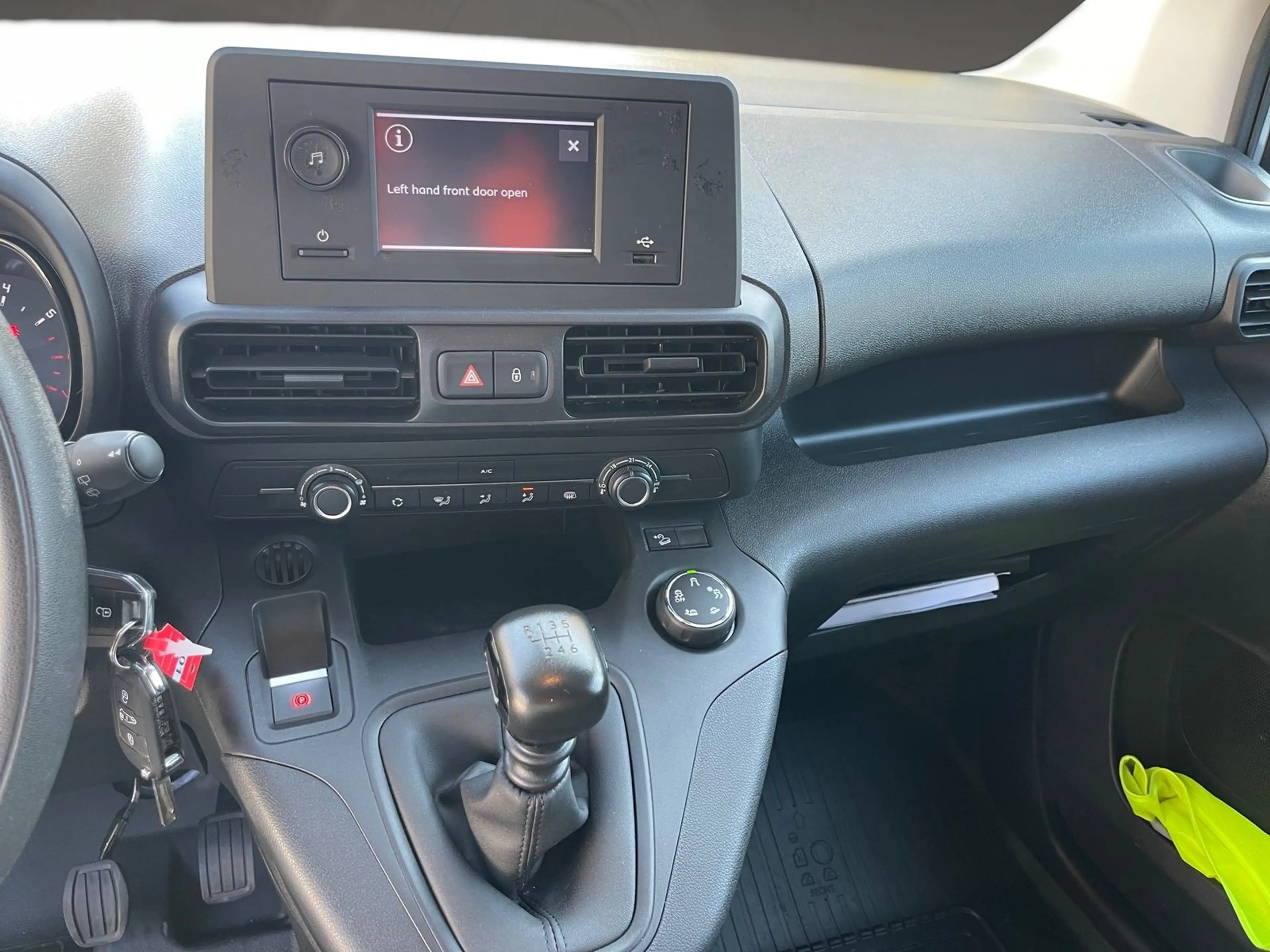 Toyota Proace Proace City L2 Meister XL Klima PDC Tempomat — photo 11