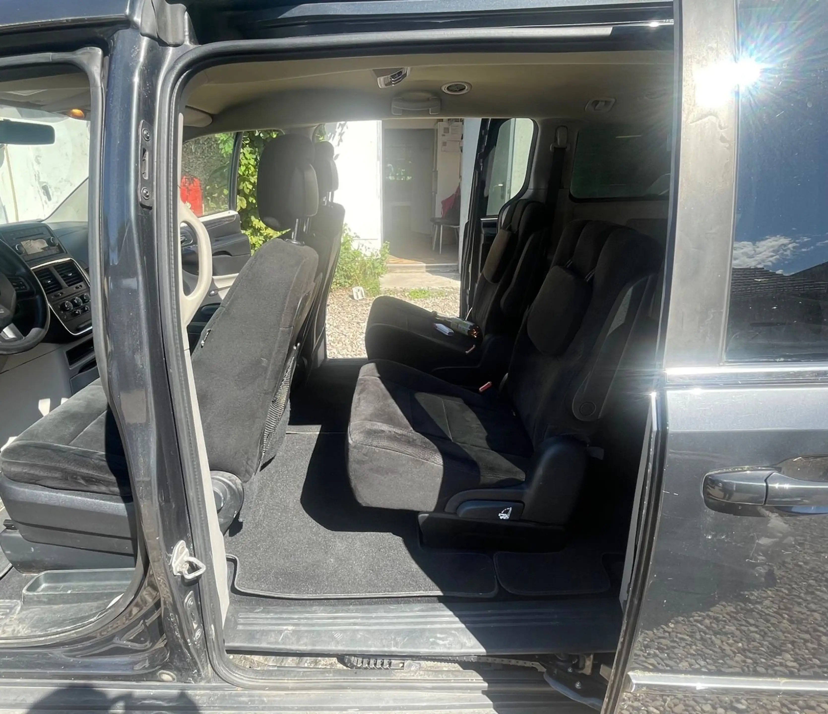 Dodge Grand Caravan *7-Sitzer*AHK*Klima*SR+WR* — photo 13