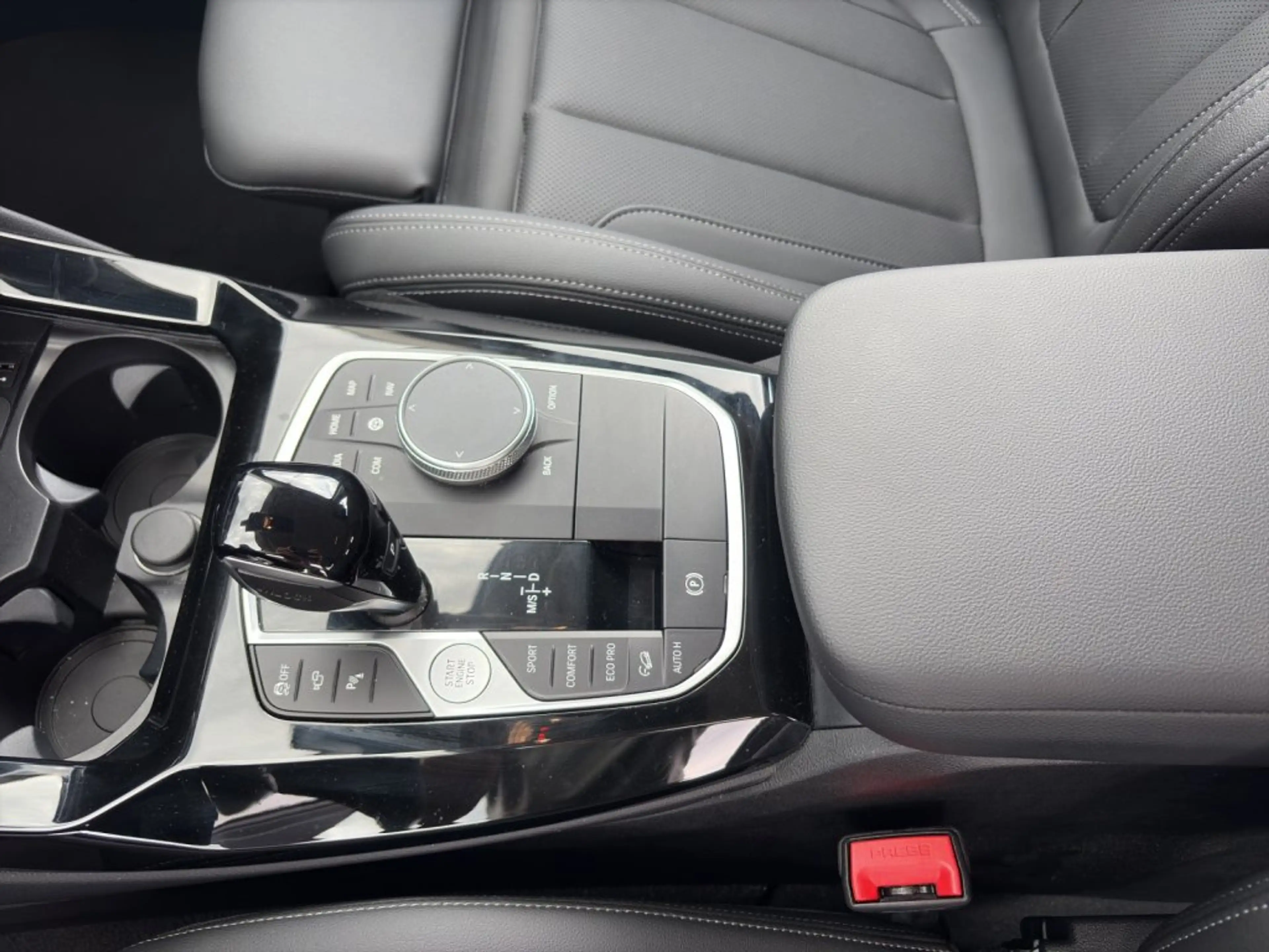 BMW X3 xDrive20i G01 B48 ZA — photo 14