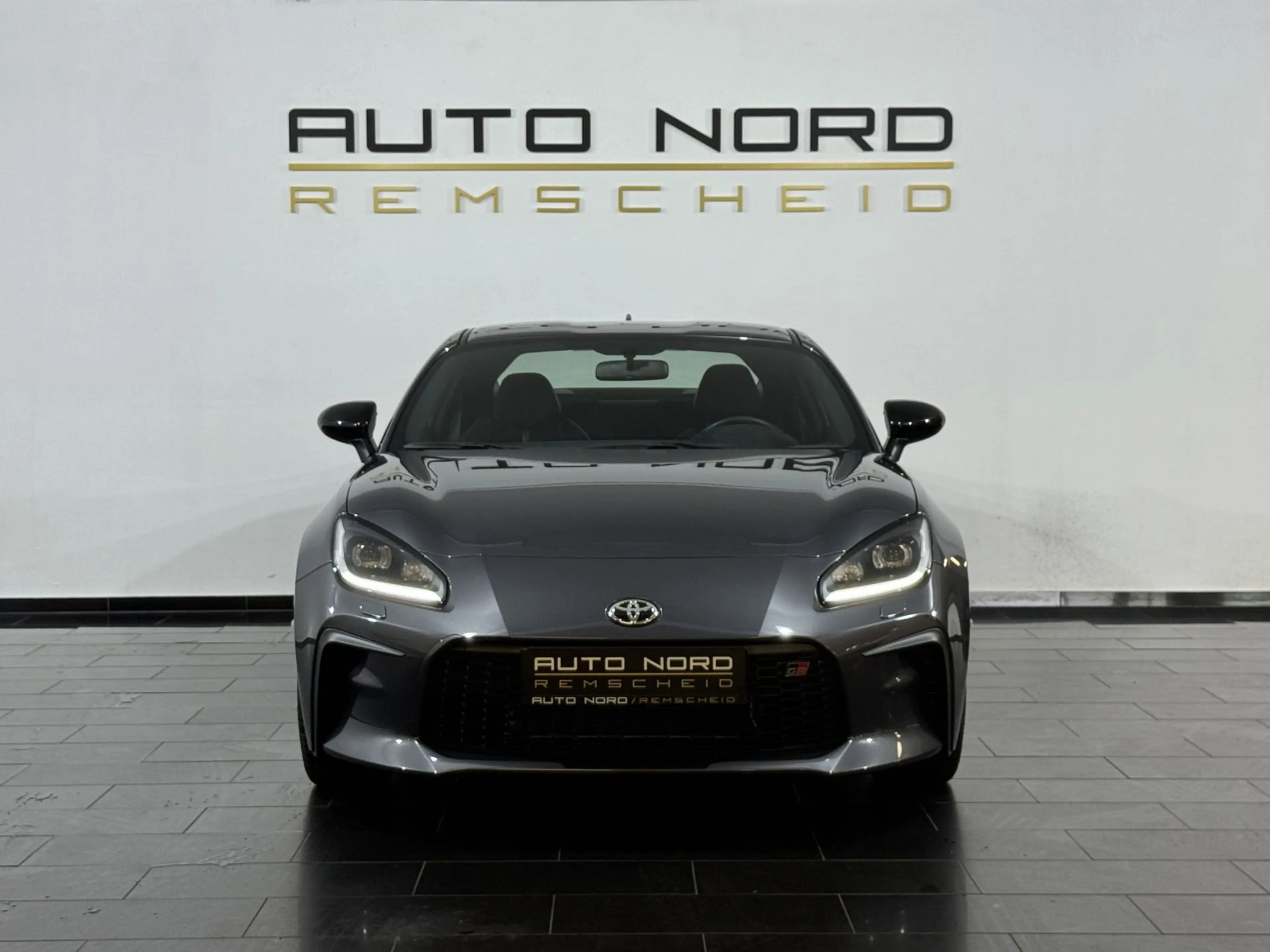 Toyota GR86 Premium *Virtual*Kamera*Tempomat*CarPlay* — photo 2