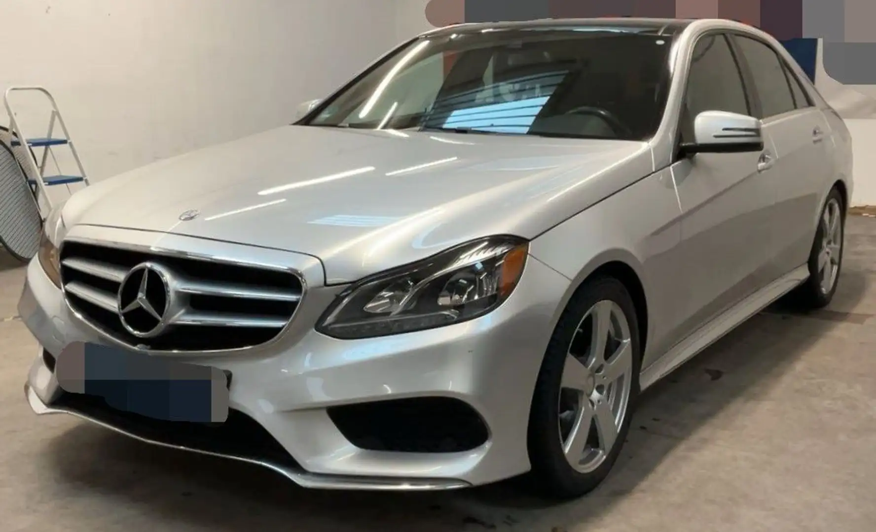 Mercedes-Benz E 350 V6 AMG-Line*H&K*Memory*LED*Keyless-GO* Silber - 1