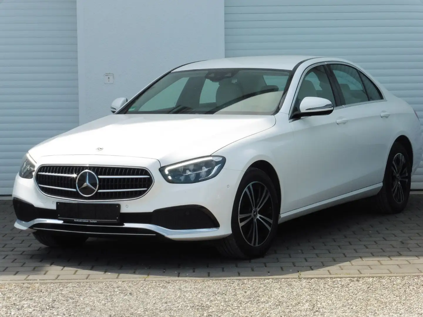 Mercedes-Benz E 220 d Avantgarde WIDE HUD LED Distronic Navi Bianco - 1